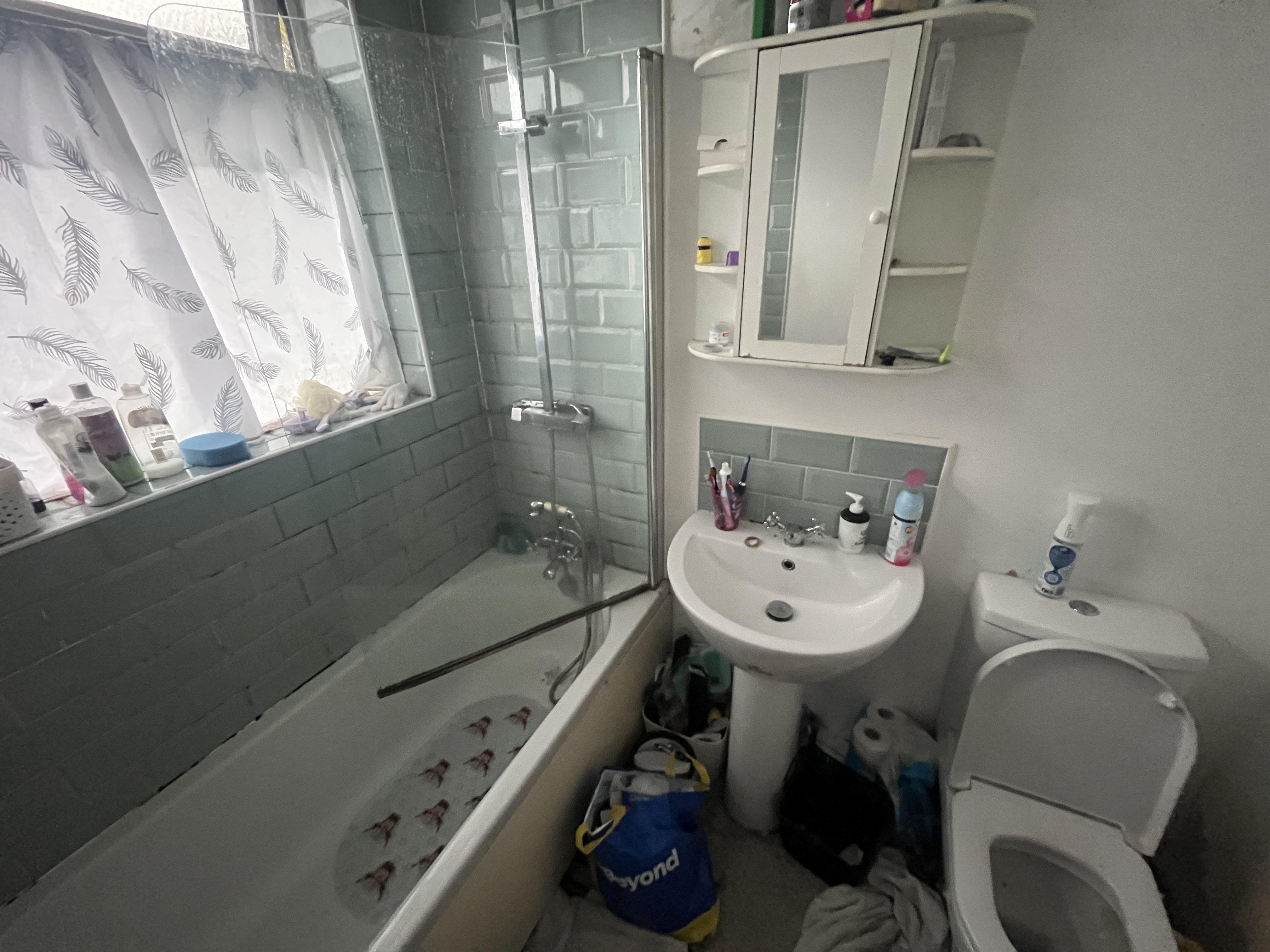 23 Bridevale Road, Leicester LE2 8DA