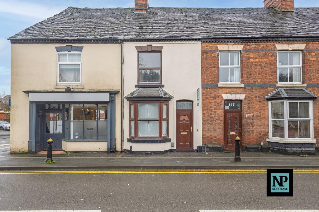 254 Glascote Road, Glascote - Three Bedroom Mid-Terraced Home