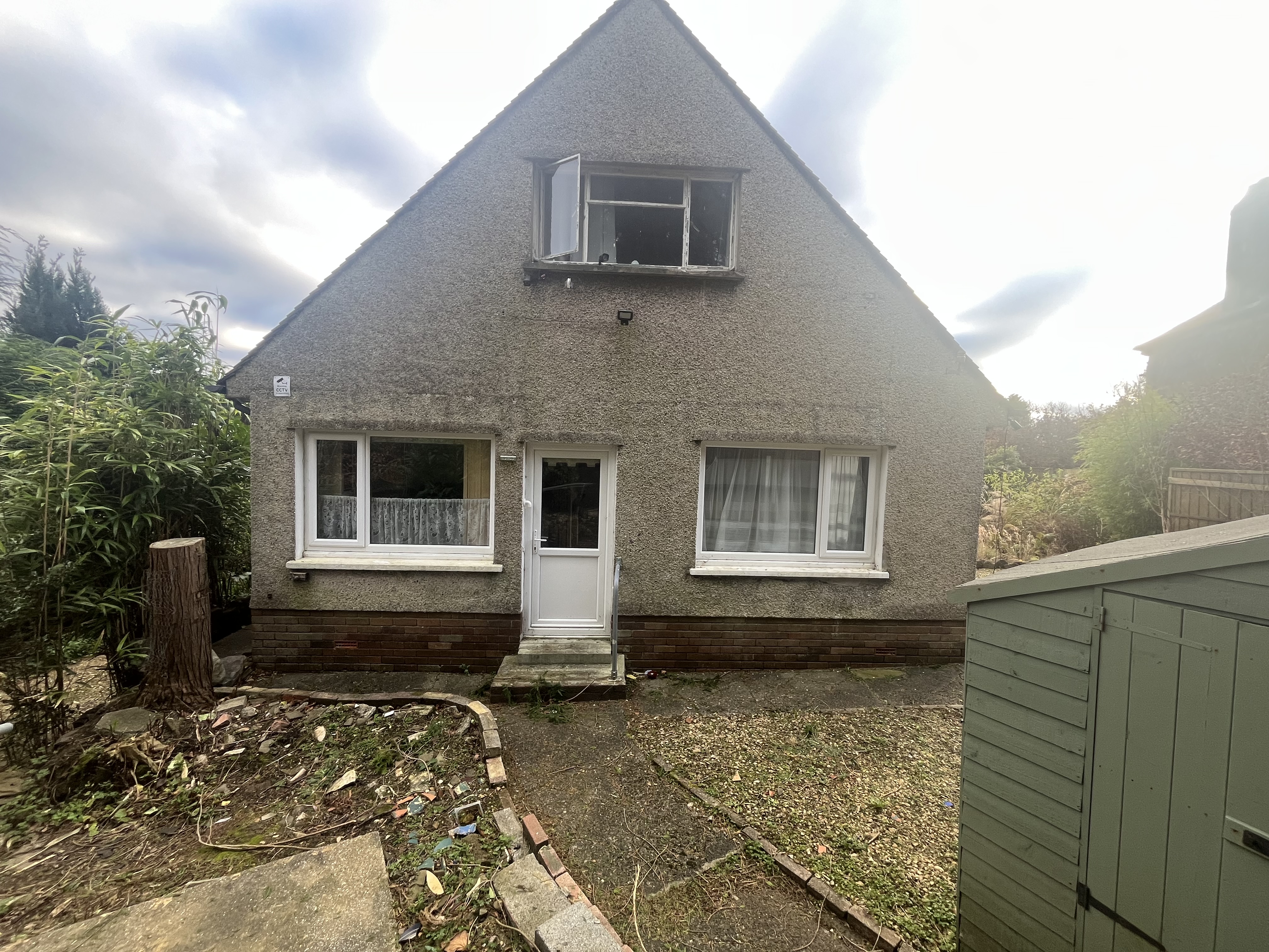 Vondel, Main Road, Culfor, Neath SA10 8NQ