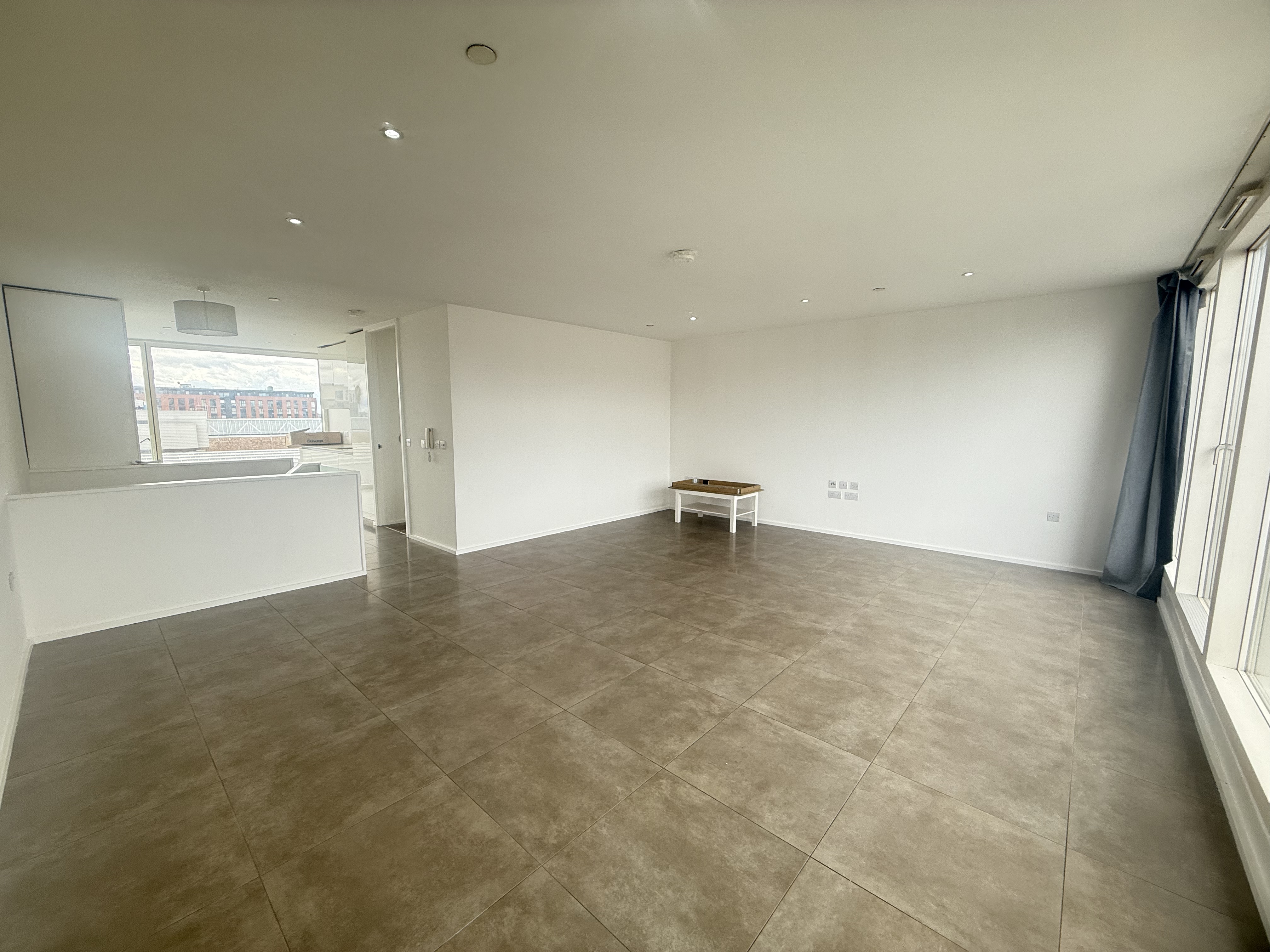 Apartment 512, Nottingham One Entrance C, Canal Street, Nottingham NG1 7HW