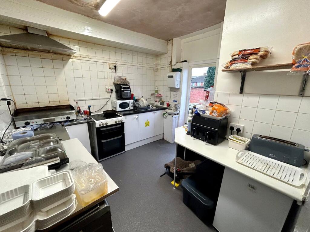 348 Ashton Road, Oldham OL8 3HF