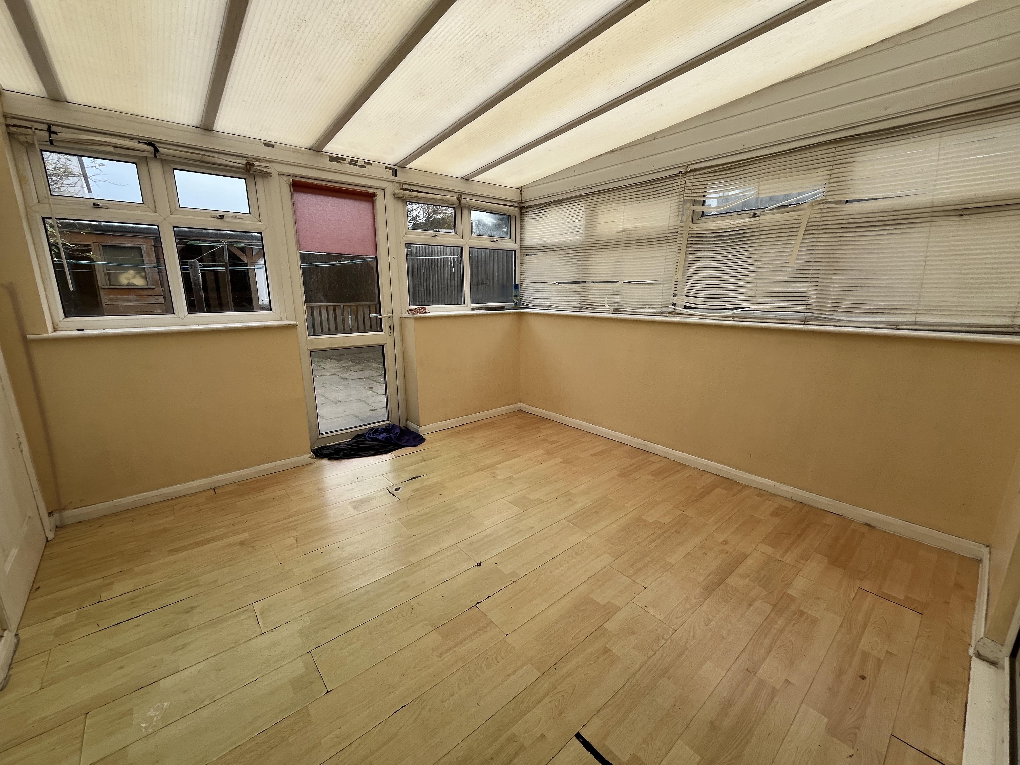 71 Huntingdon Road, Leicester LE4 9GG