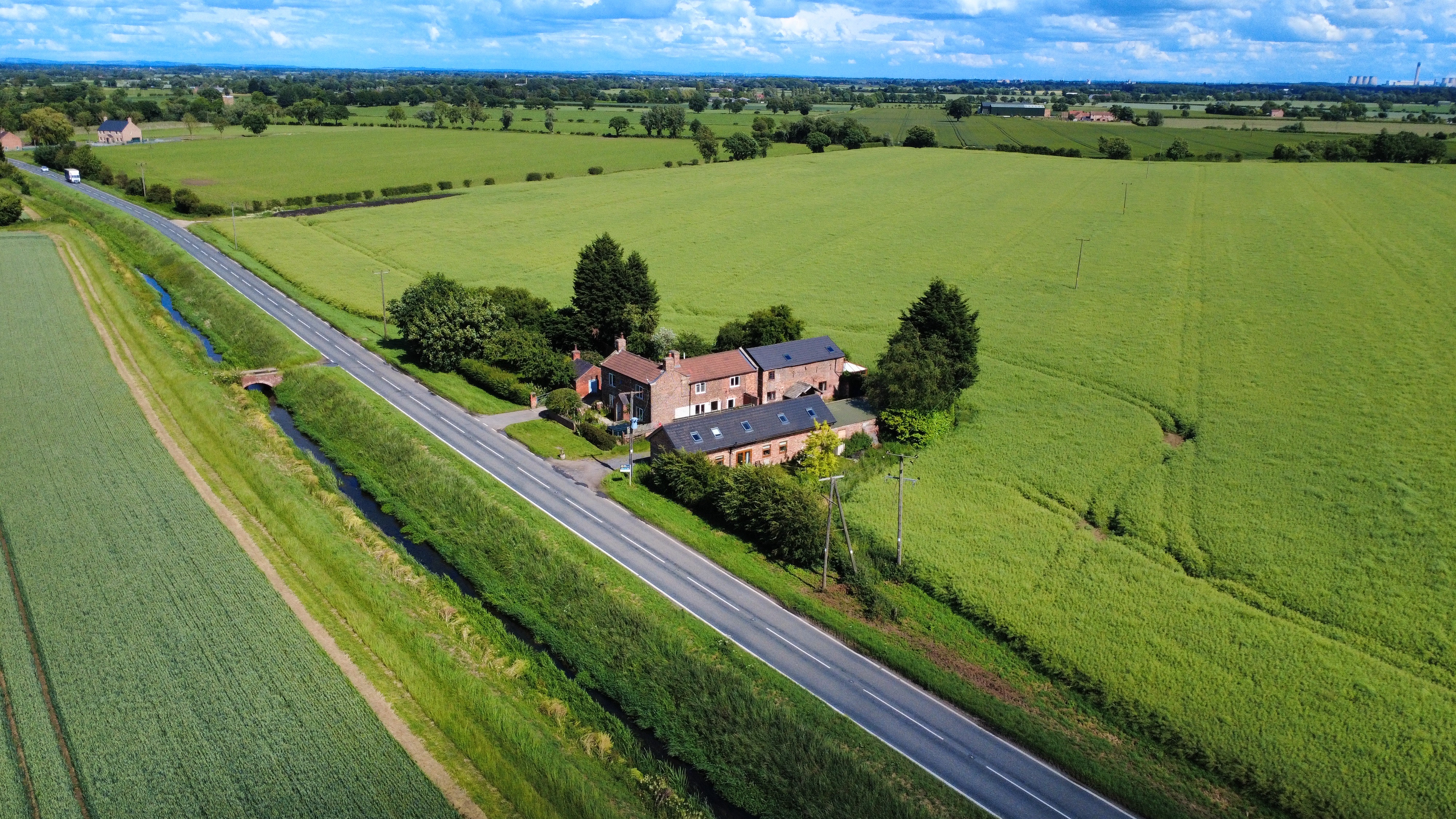 The Barn, Bishopdyke Road, Cawood, Selby, North Yorkshire YO8 3UB image 5