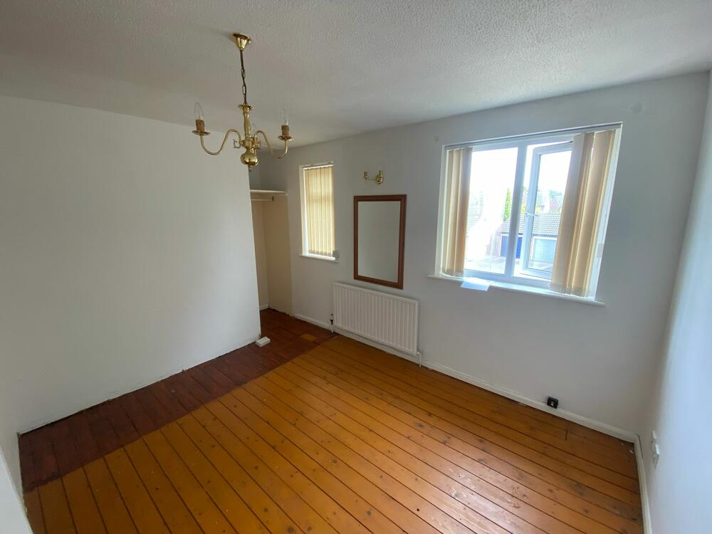 Photo of 10 Ladybower Road, Loughborough, Leicestershire LE11 4EL