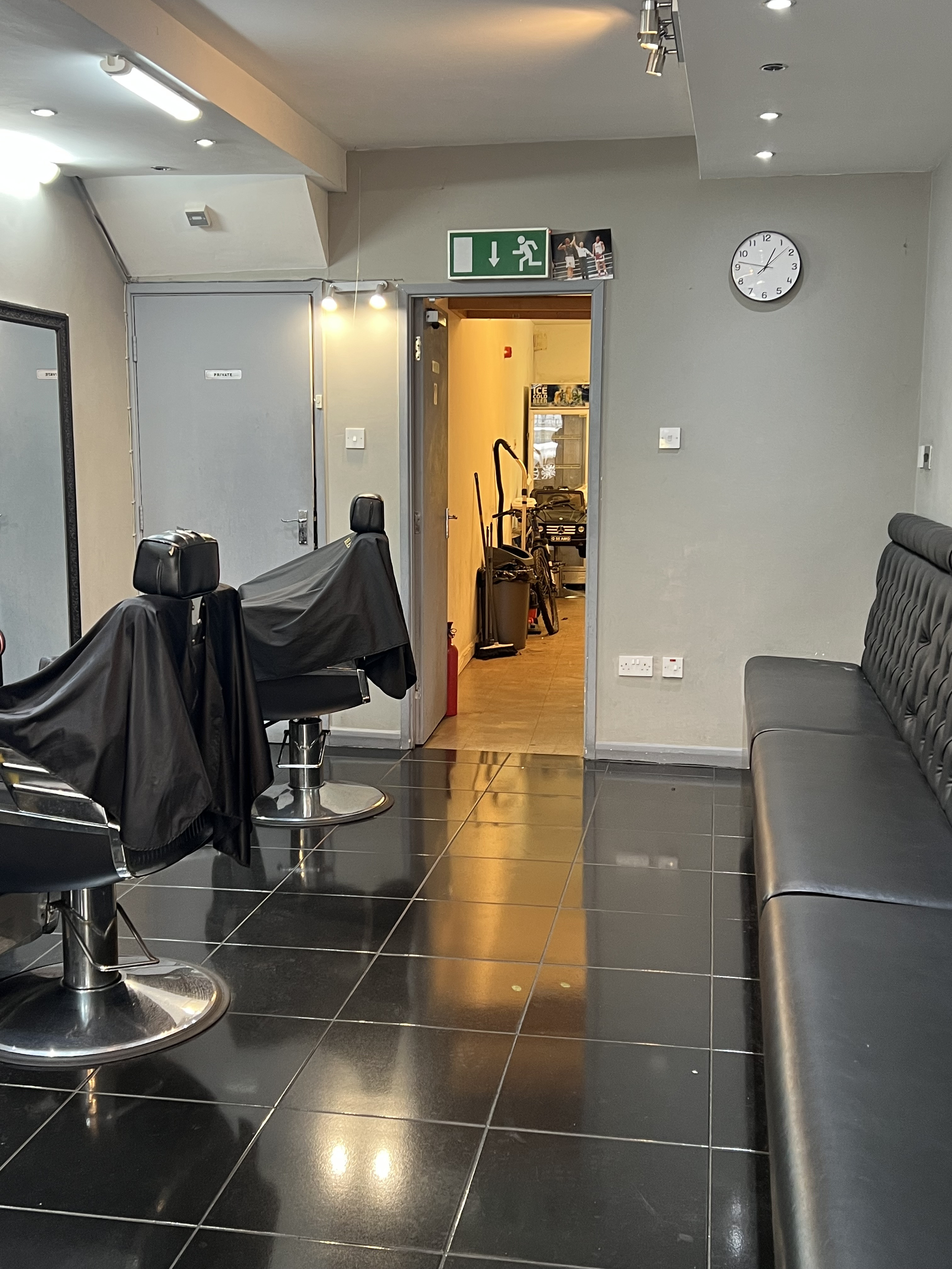 31 Lower High Street, Wednesbury WS10 7AQ