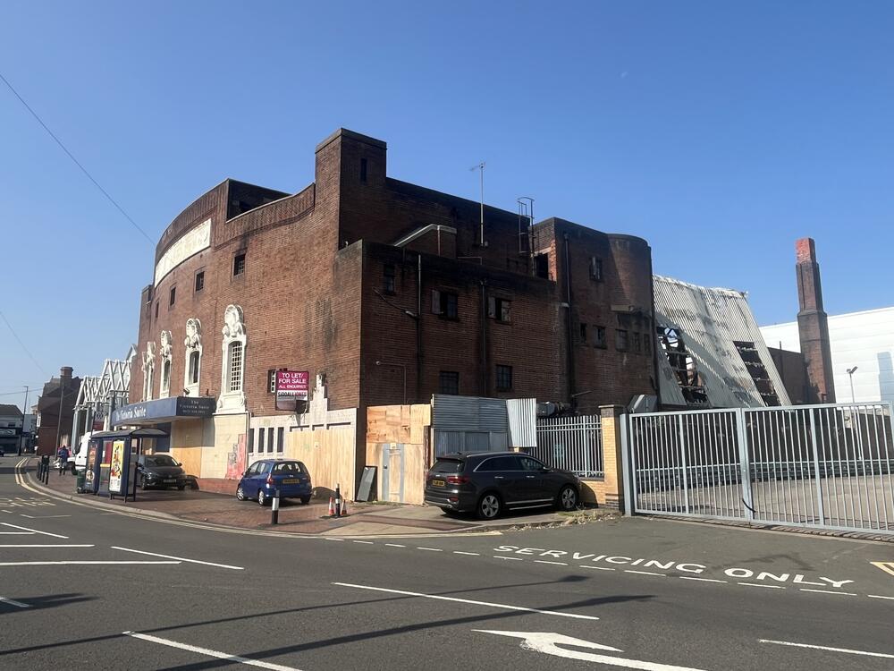 Photo of 118 Windmill Lane, Smethwick, West Midlands B66 3EN