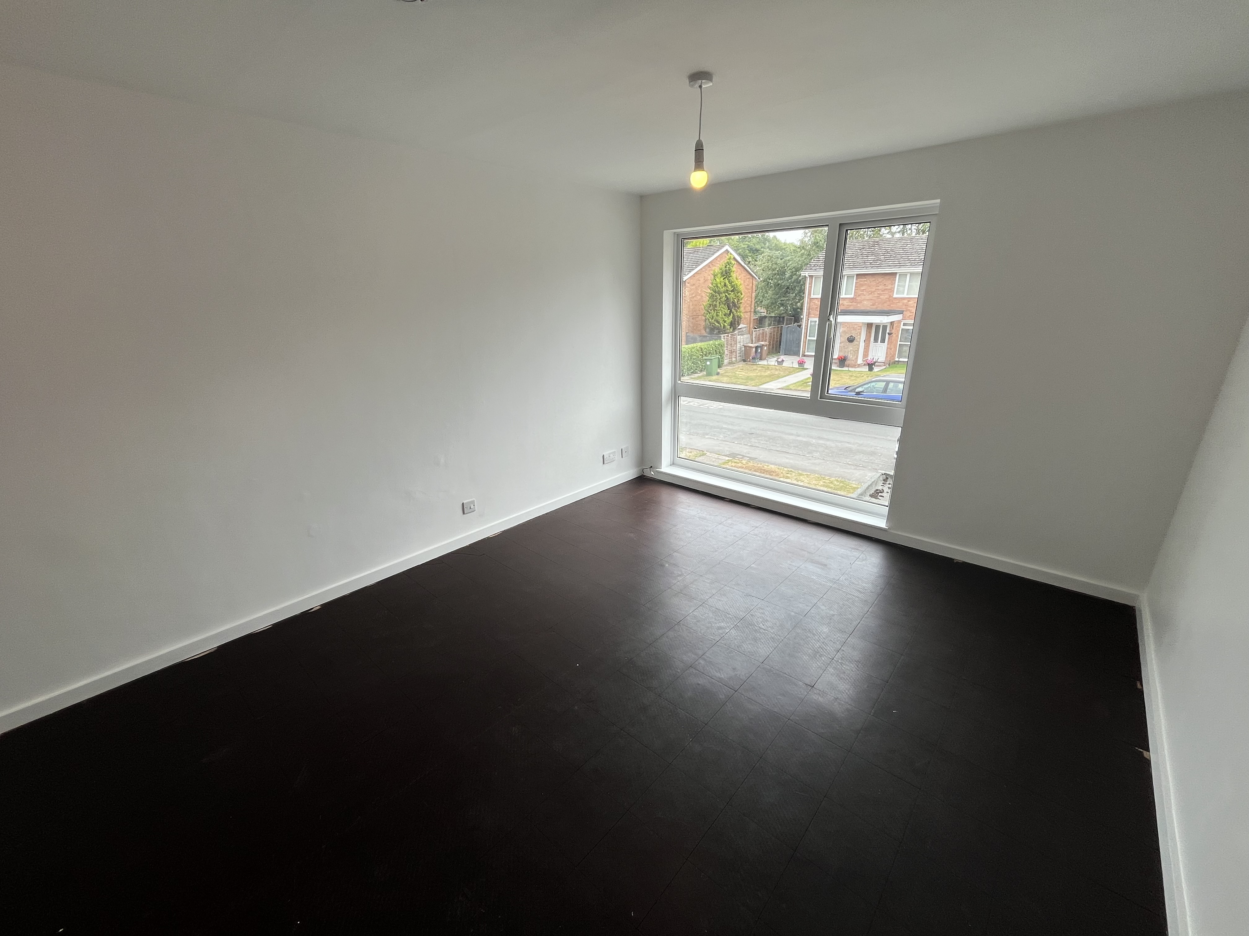 197 Nethercote Gardens, Shirley, Solihull, West Midlands B90 1BJ