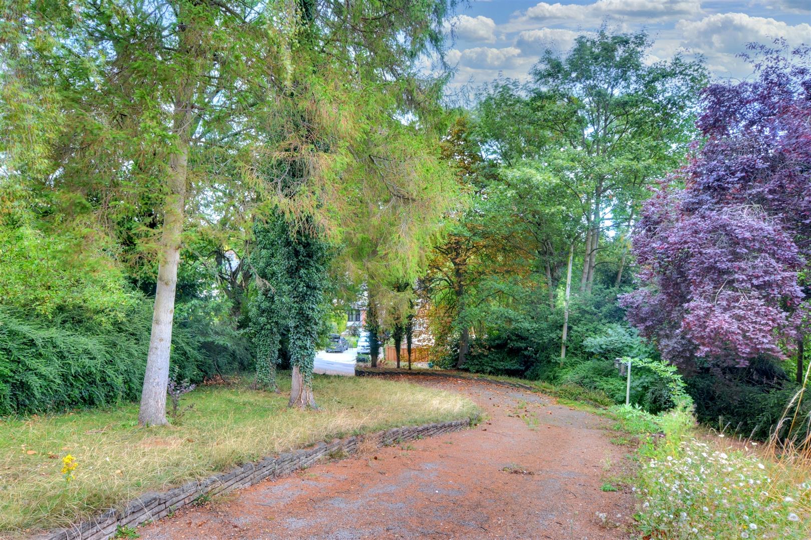 43 Bridle Road, Burton Joyce, Nottingham NG14 5FS