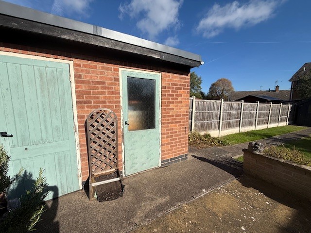 19 Nursery Avenue, Sandiacre, Derbyshire NG10 5HG