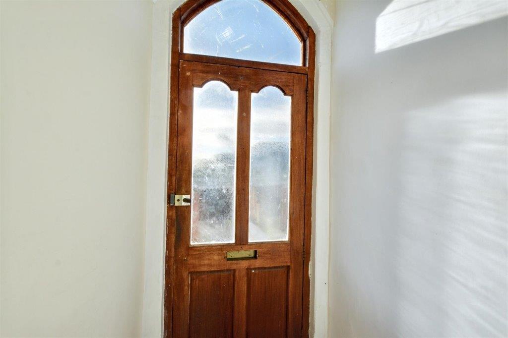 7 Meadow Road, Beeston, Nottingham NG9 1JN