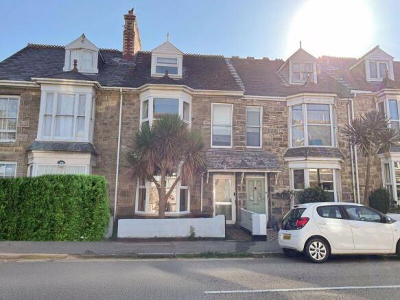 24 Tolver Road, Penzance, Cornwall TR18 2AQ