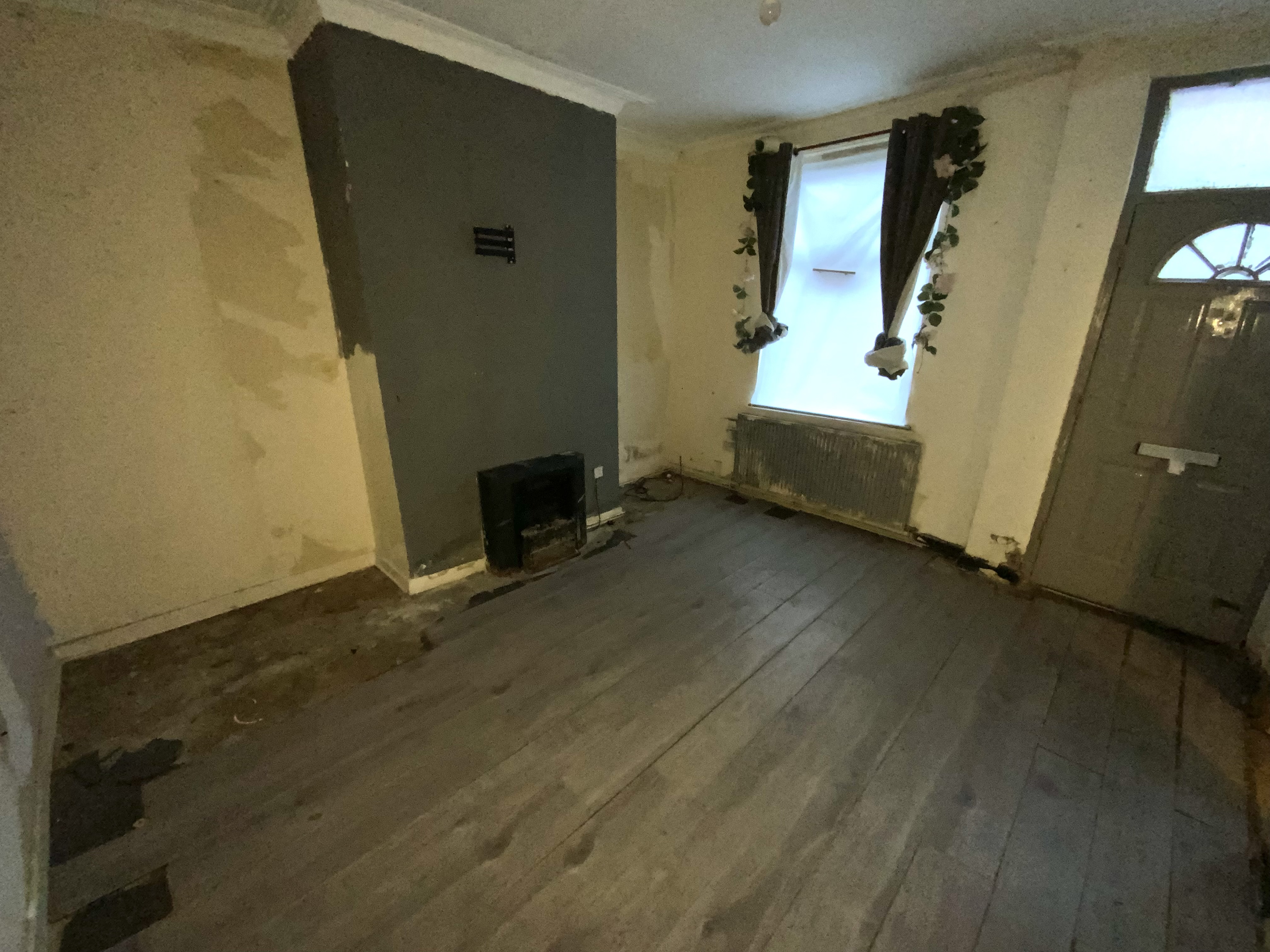 37 Bude Road, Leeds LS11 6HX