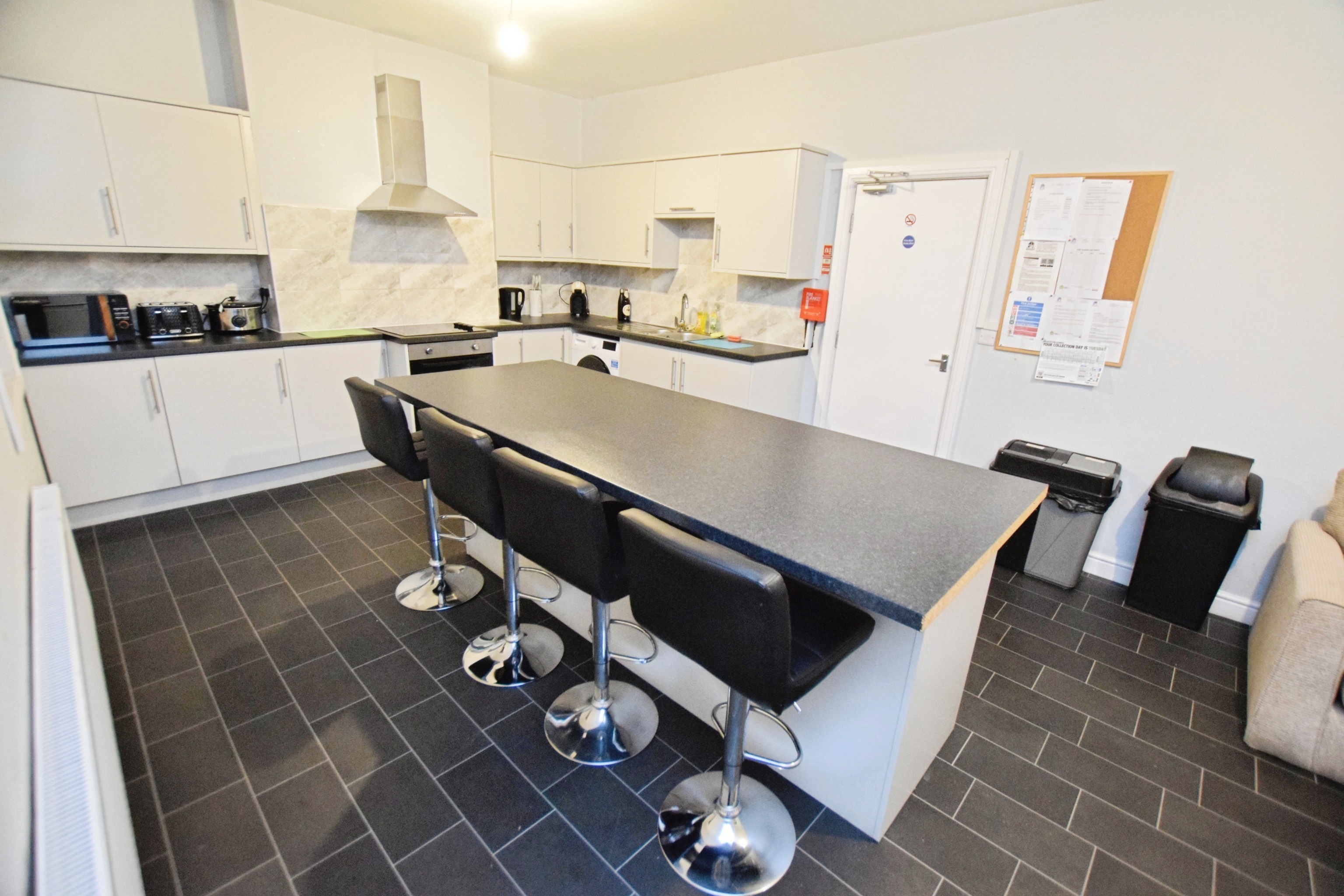 Property image #9