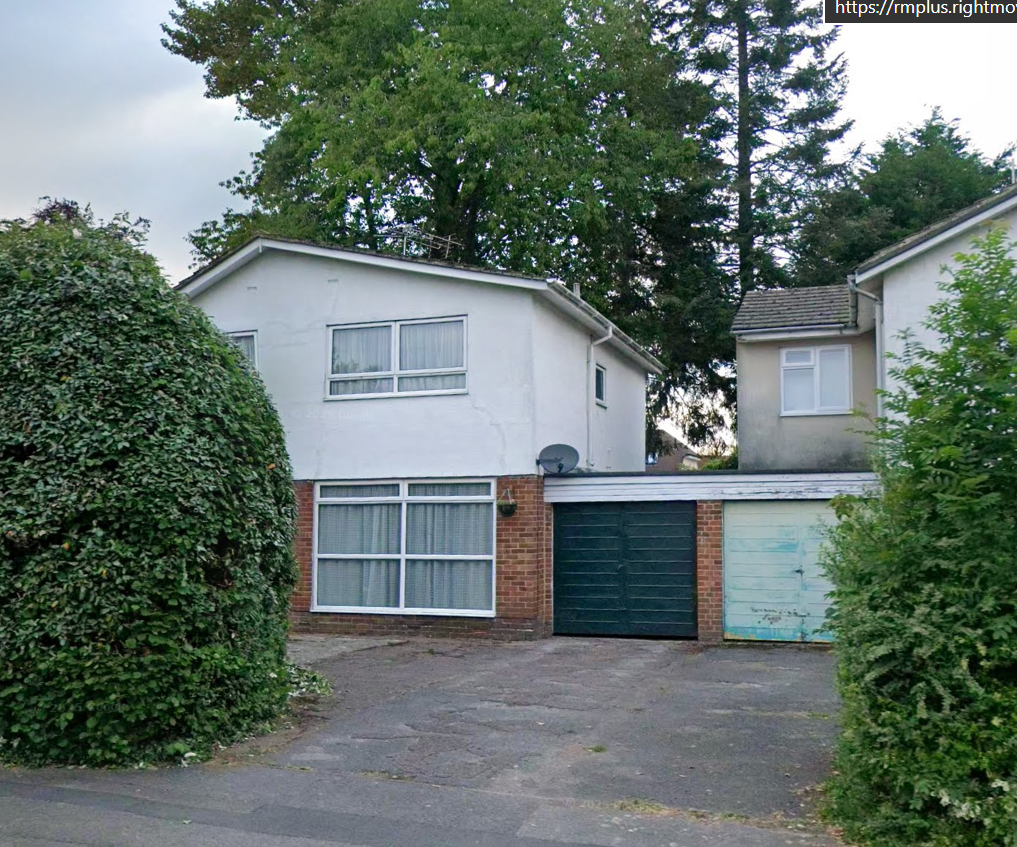 27 Silverthorne Drive, Caversham, Reading, Berkshire RG4 7NR