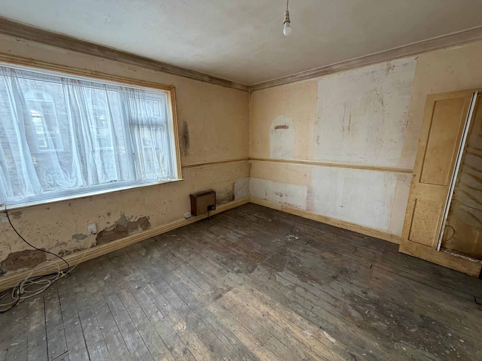 3 Hawthorn Vale, Leeds LS7 4PJ