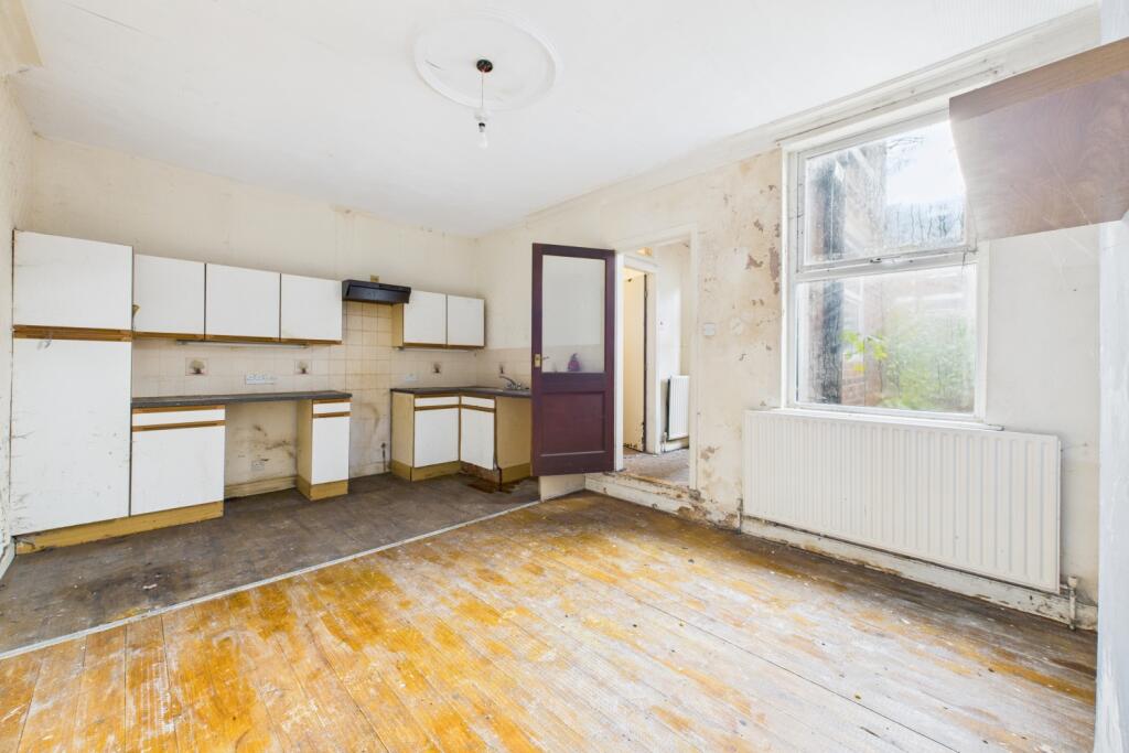 47 Cliffefield Road, Sheffield, South Yorkshire S8 9DJ image 5