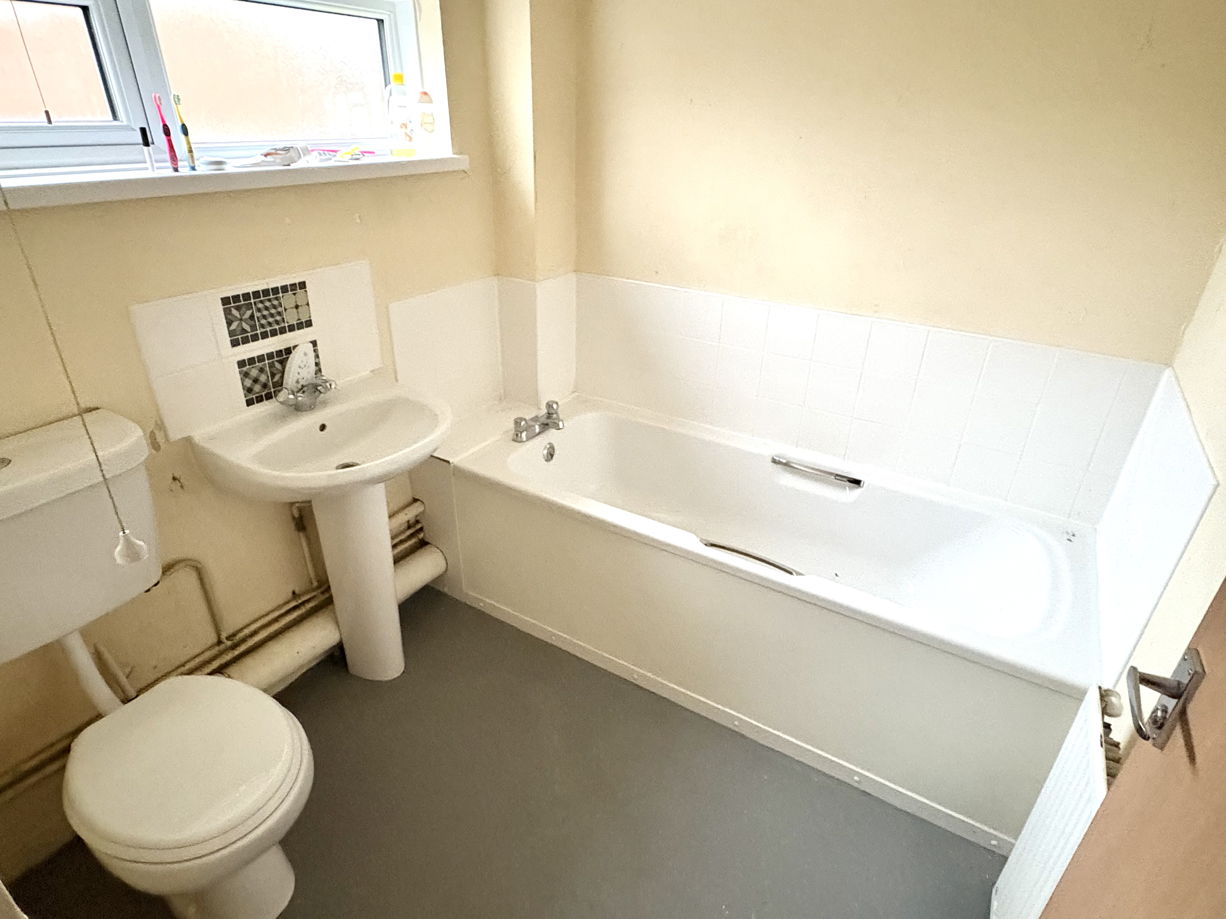 86 Sandays Close, Nottingham NG2 2NP