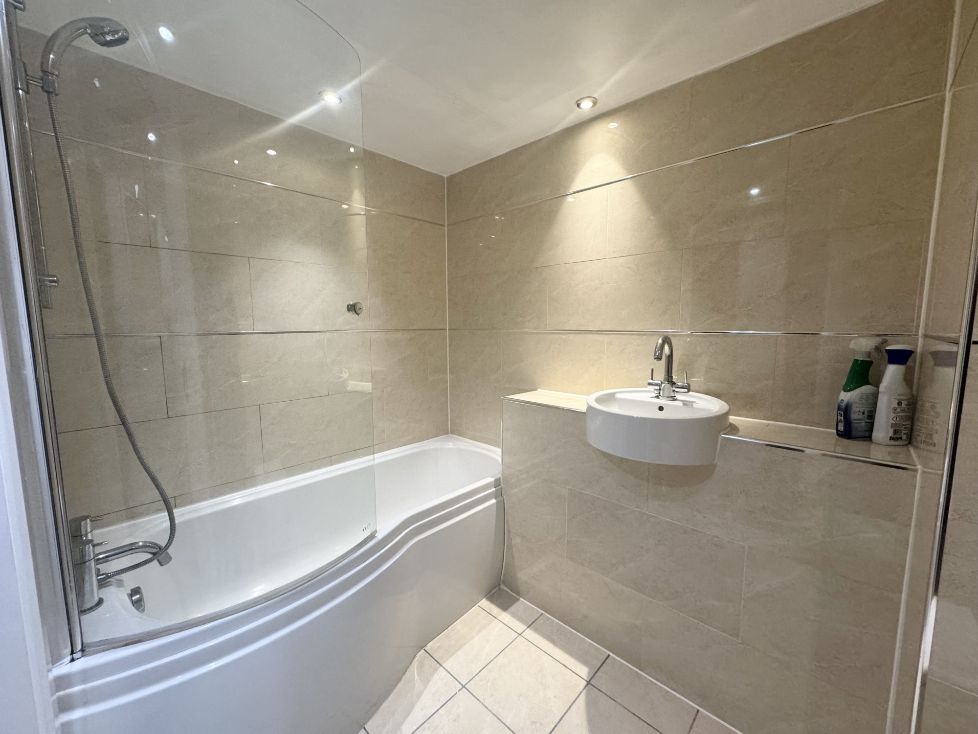 Property image #1
