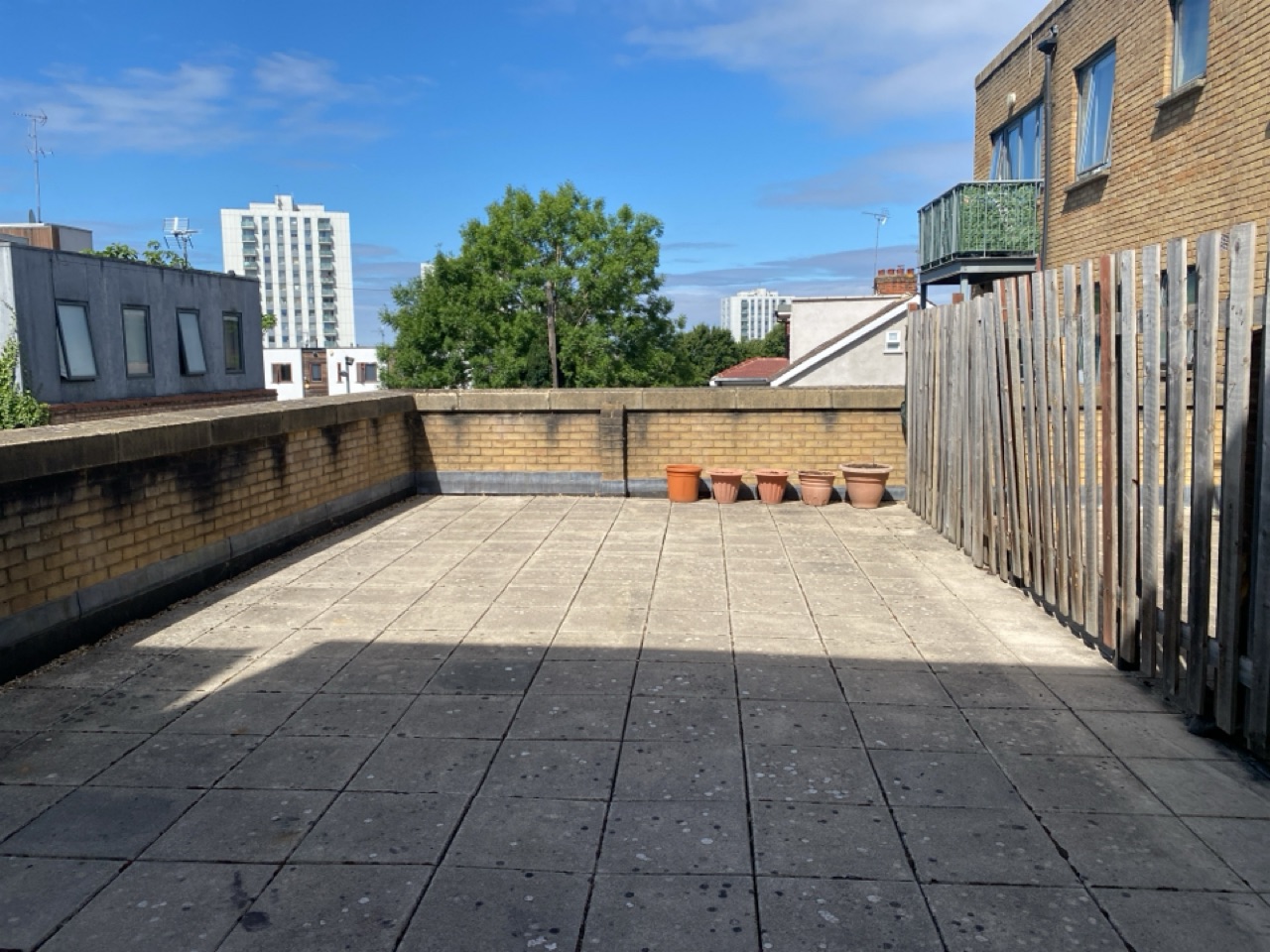 Flat 9, 759-763  Finchley Road, London NW11 8DL