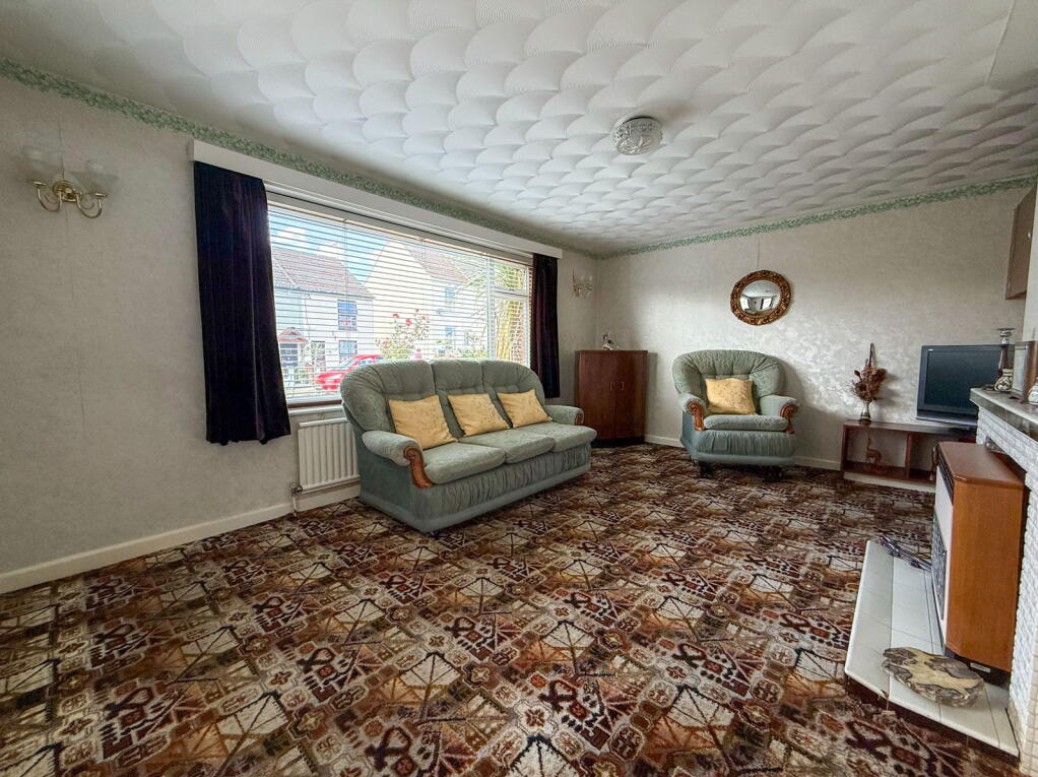 10 Moyes Road, Lowestoft NR32 3NY