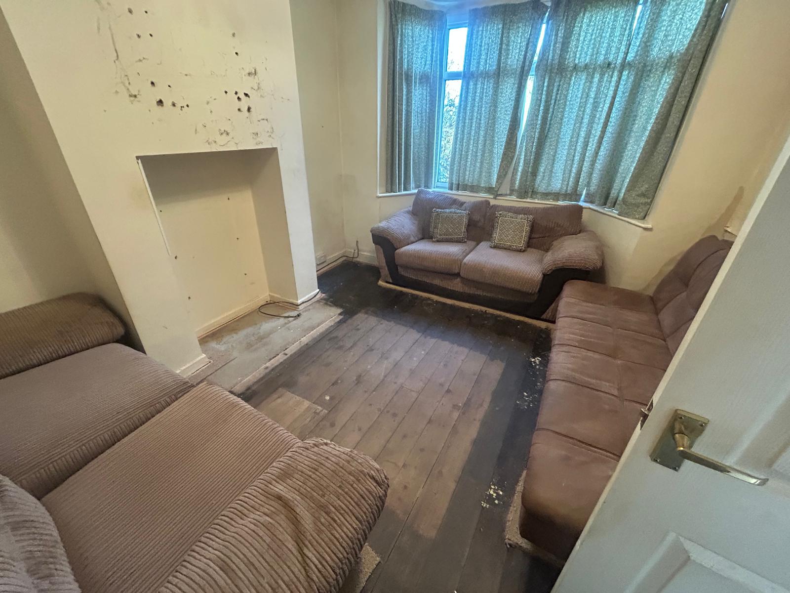 378 Stourbridge Road, Kidderminster, West Midlands DY10 2QE