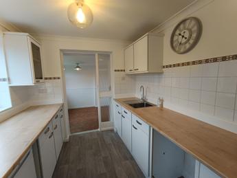 5 Mayfair Close, Albrighton, Wolverhampton, West Midlands WV7 3PW