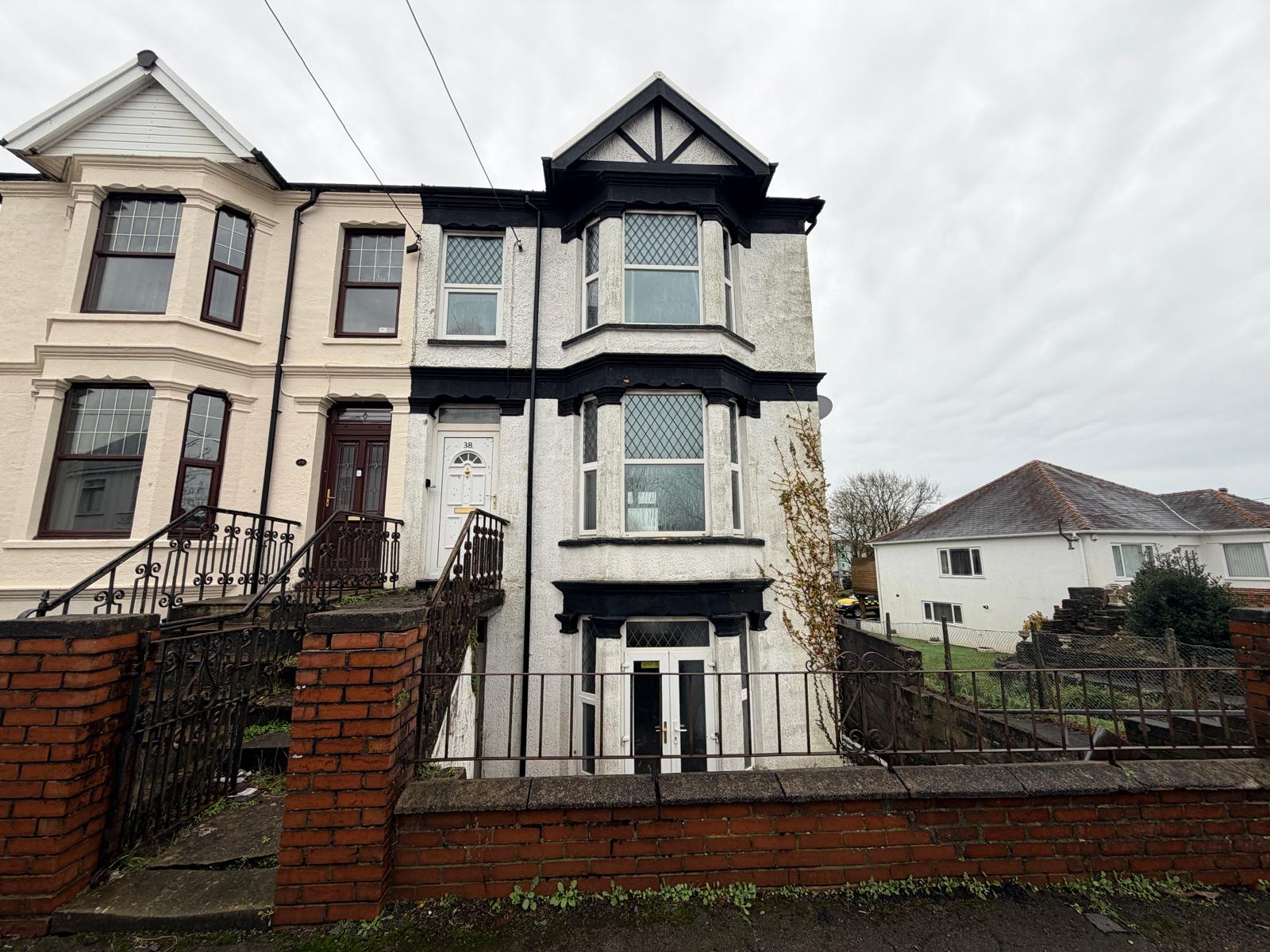 38 Pontardulais Road, Gorseinon, Swansea SA4 4FE