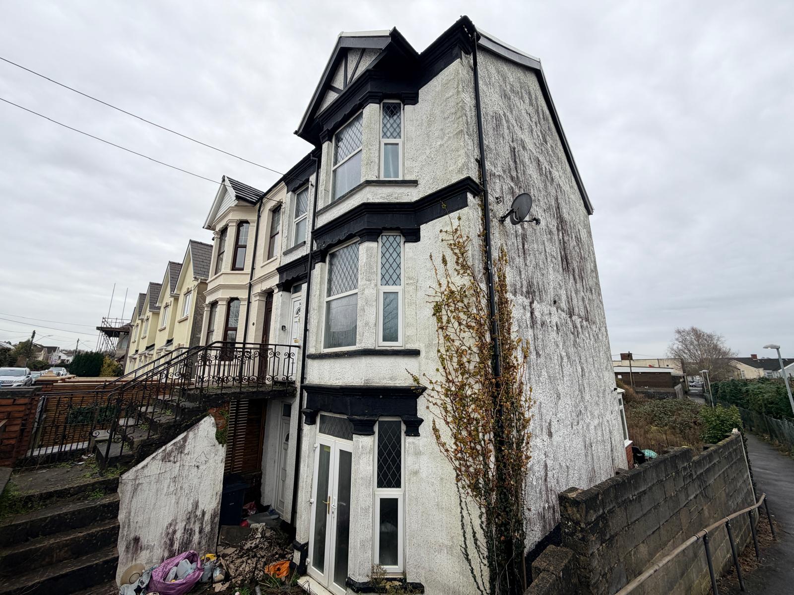 38 Pontardulais Road, Gorseinon, Swansea SA4 4FE
