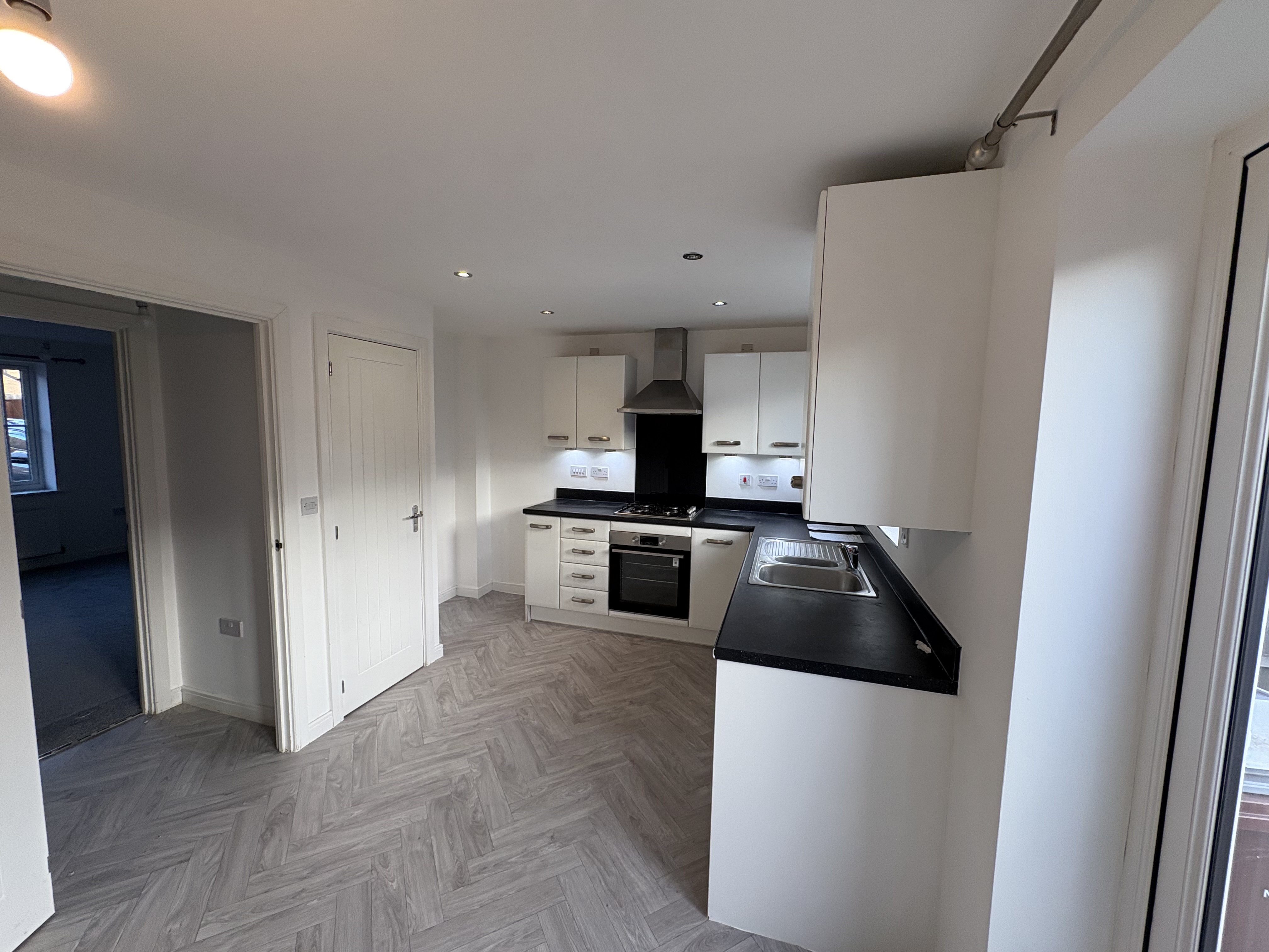 3 Laxton Close, Nottingham NG8 3PW