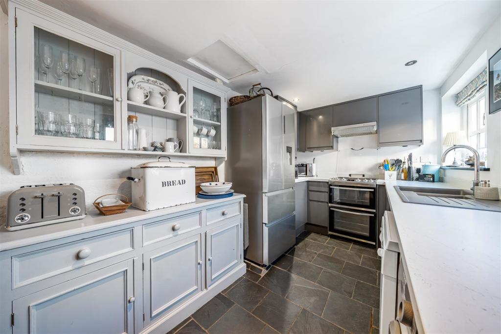 Burrows Cottage, South Street, Braunton, Devon EX33 2AA