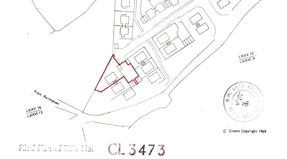 8 Praze Road, Porthleven, Helston TR13 9LR