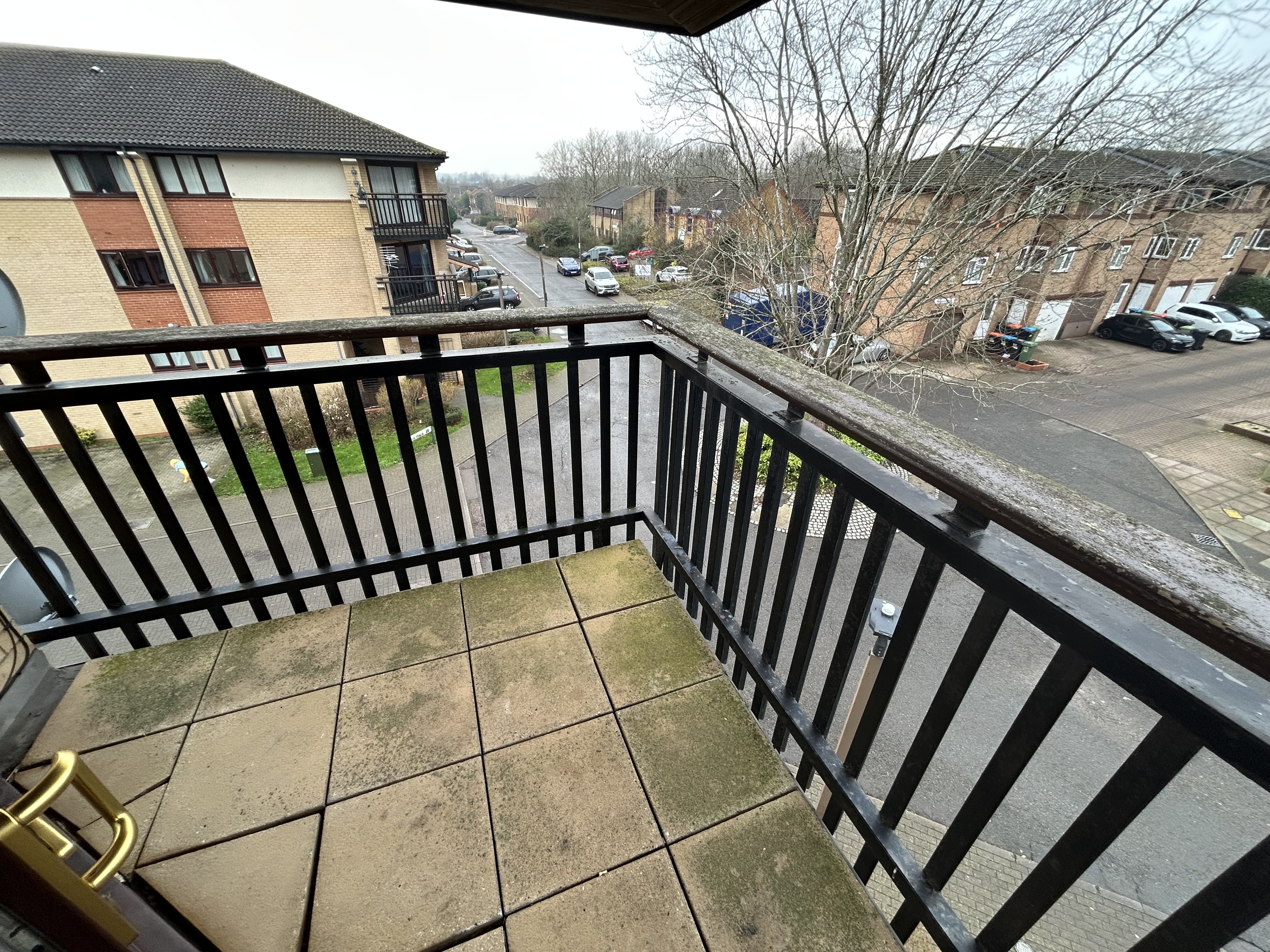 11 Johnston Place, Oldbrook, Milton Keynes MK6 2JY