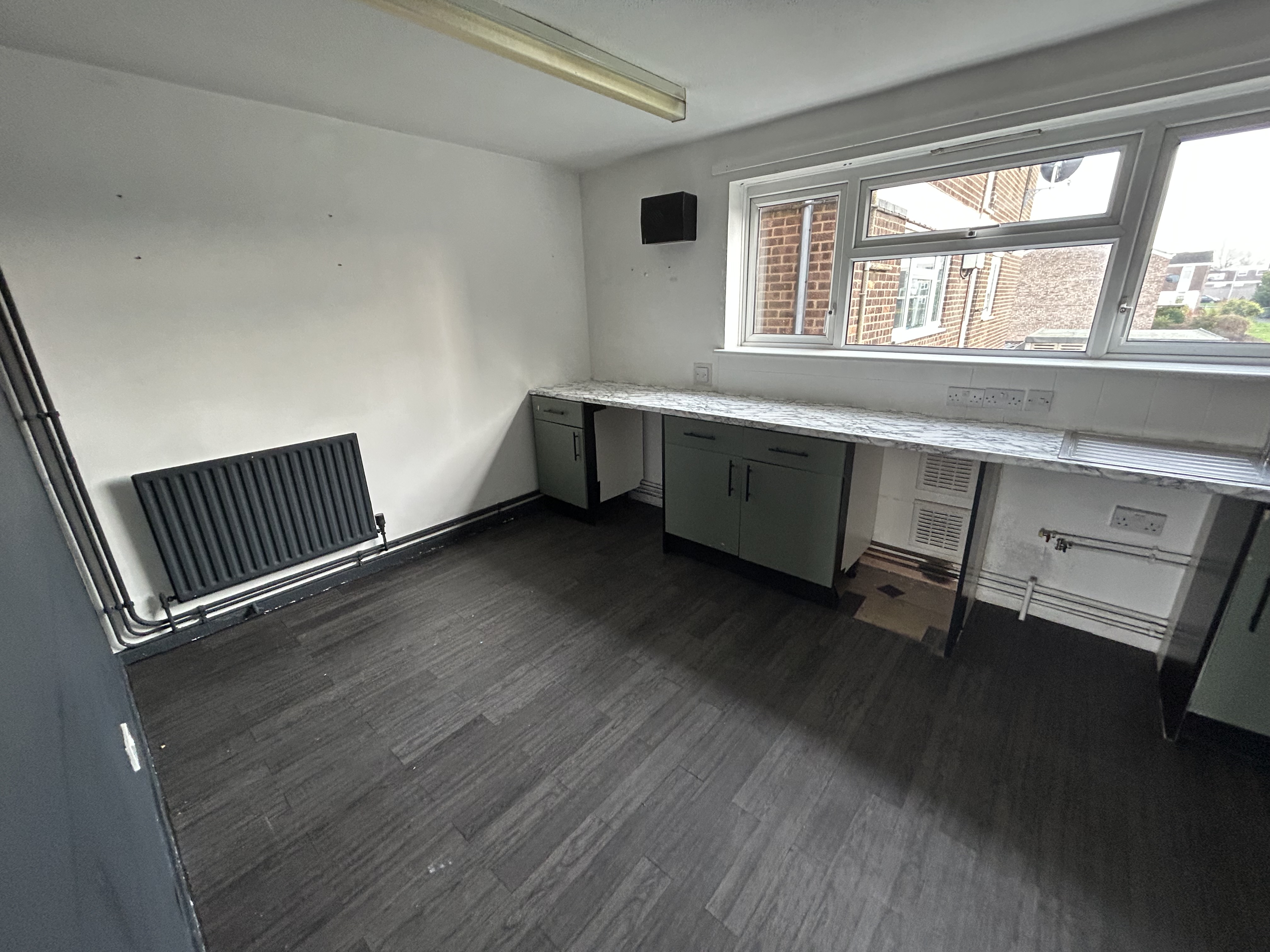 16 Nursery Road, St. Neots PE19 1NT