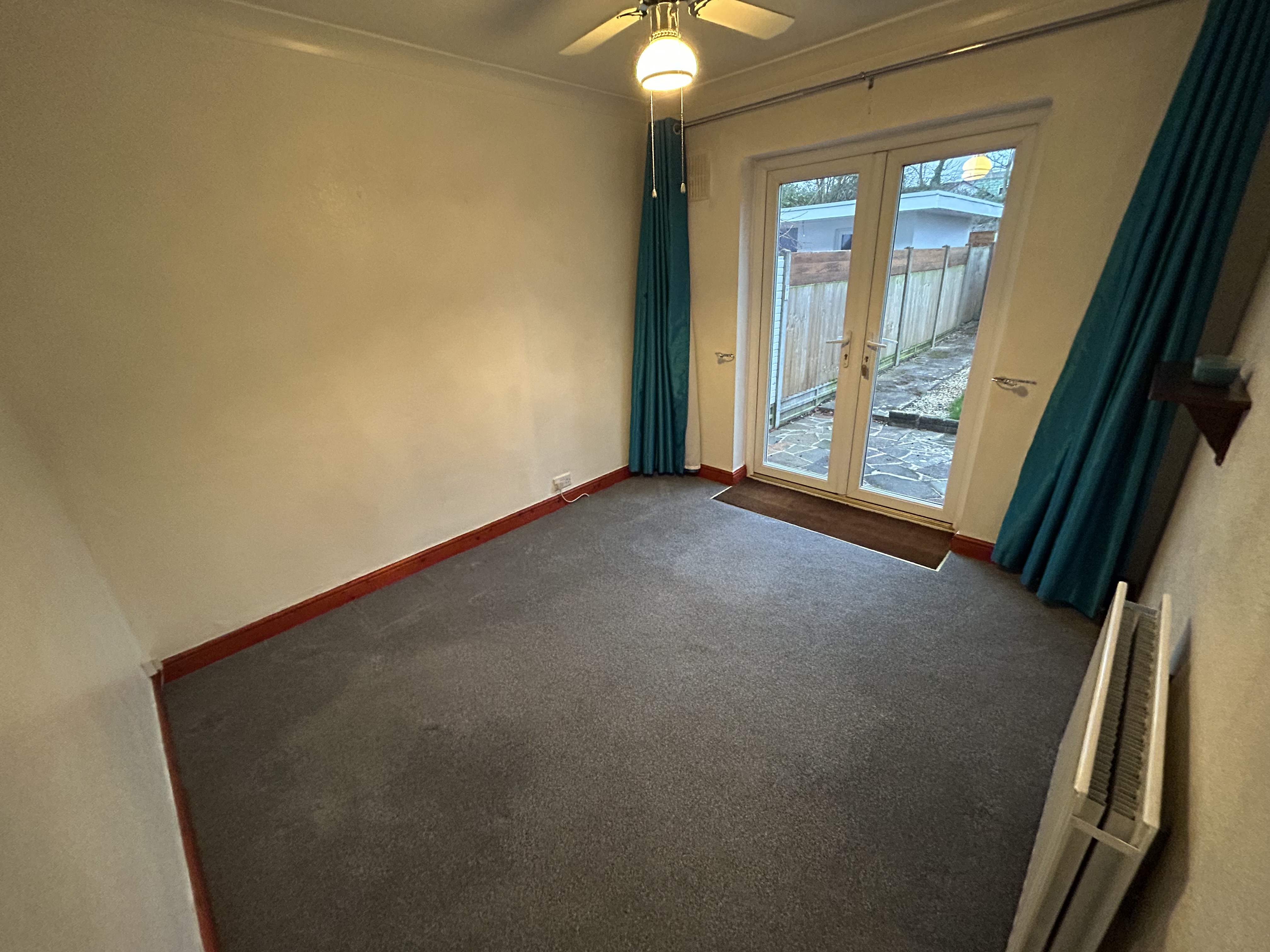 35 Eldon Avenue, Borehamwood WD6 1NL