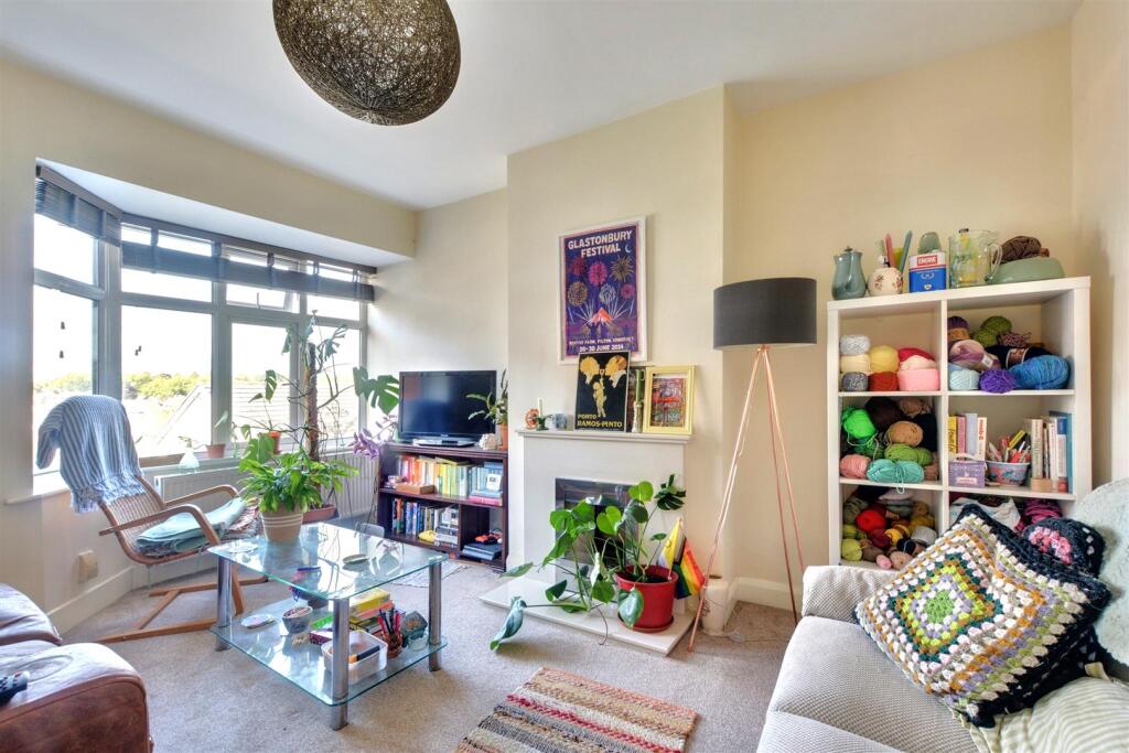 18 Hood Street, Nottingham NG5 4DH