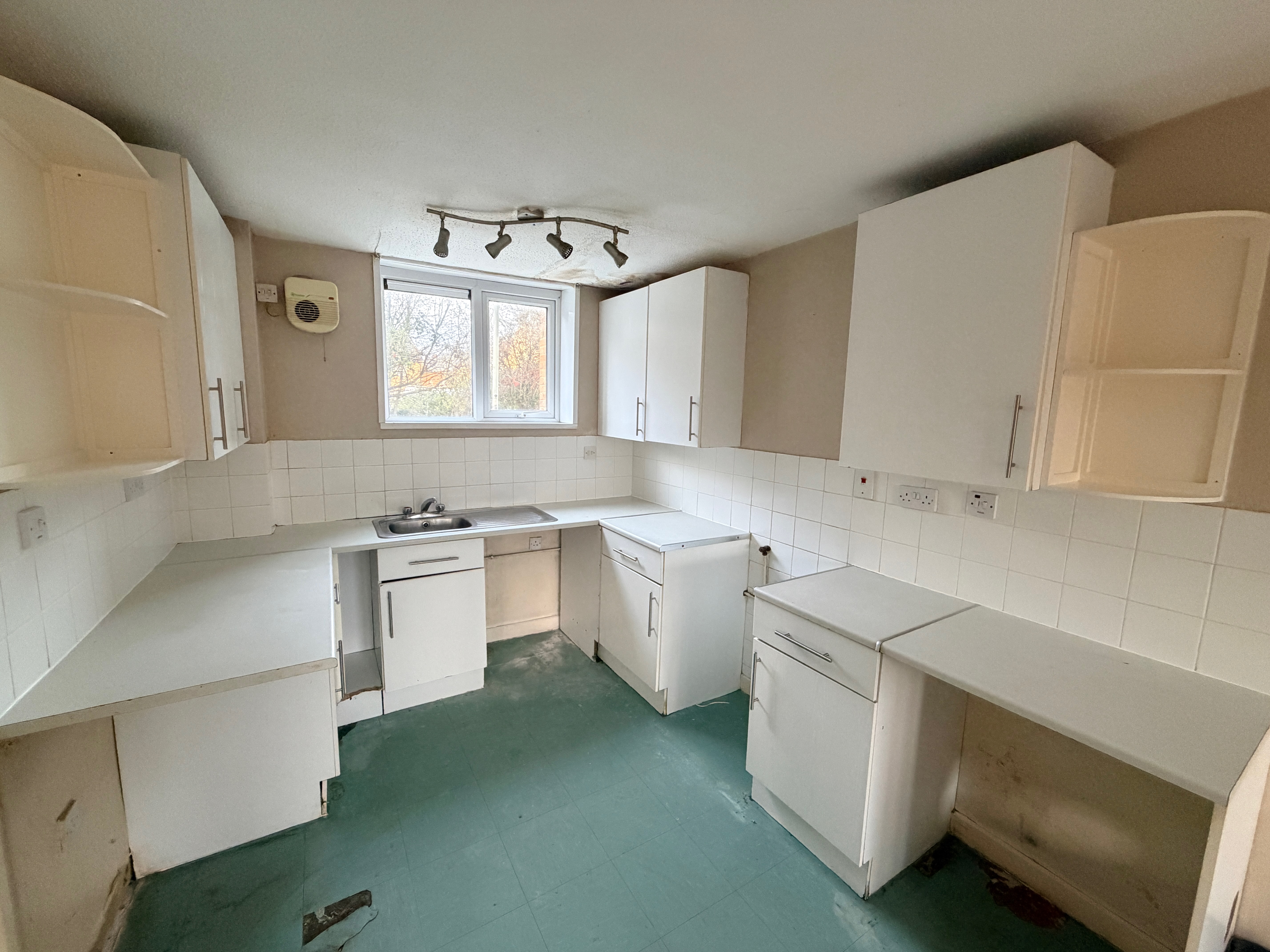 38 Browney Path, Bedford MK41 7XH