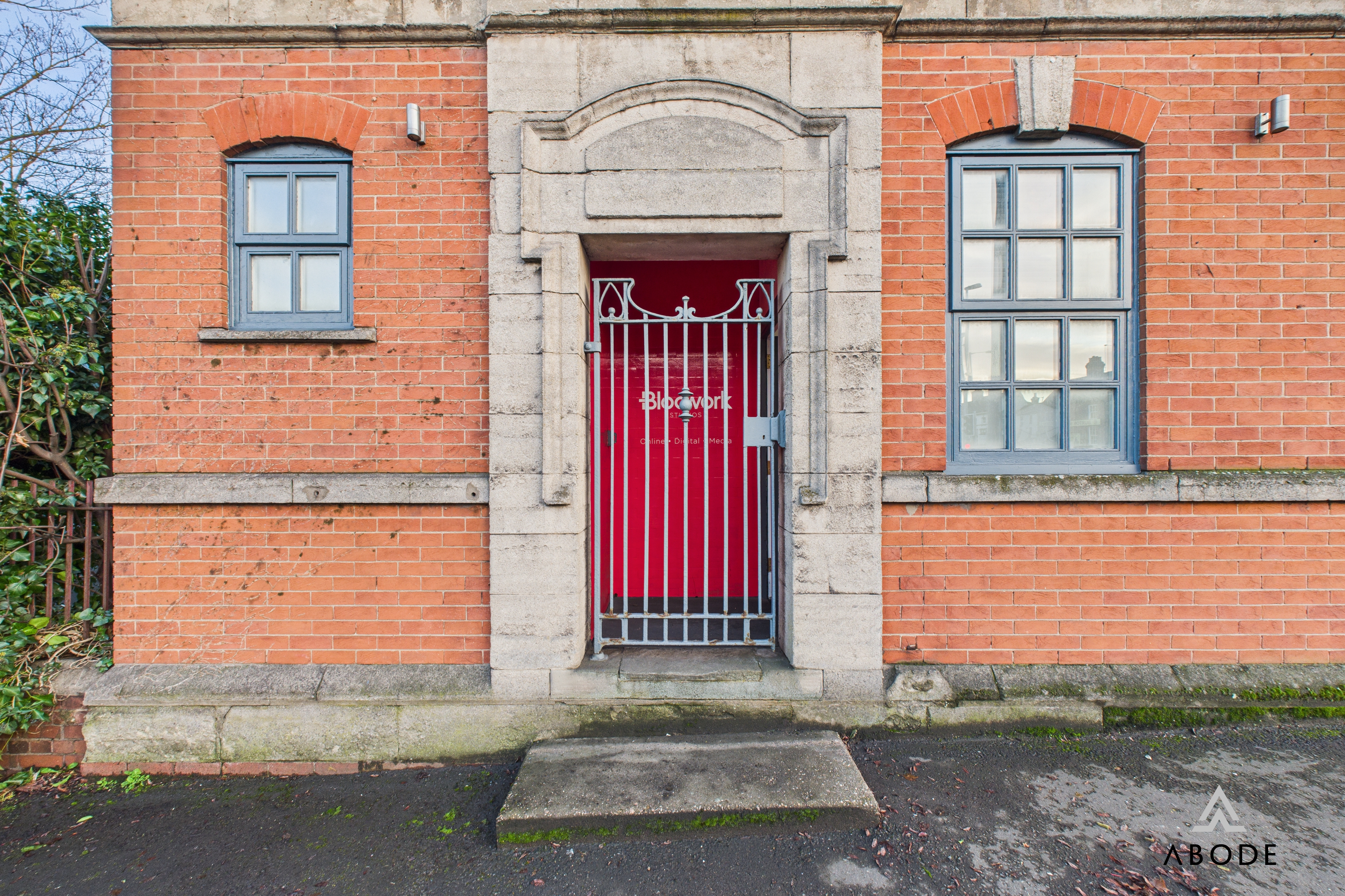 Former Public Toilet (Unit 1), Hay Wharf Road, Burton-On-Trent DE14 1AB