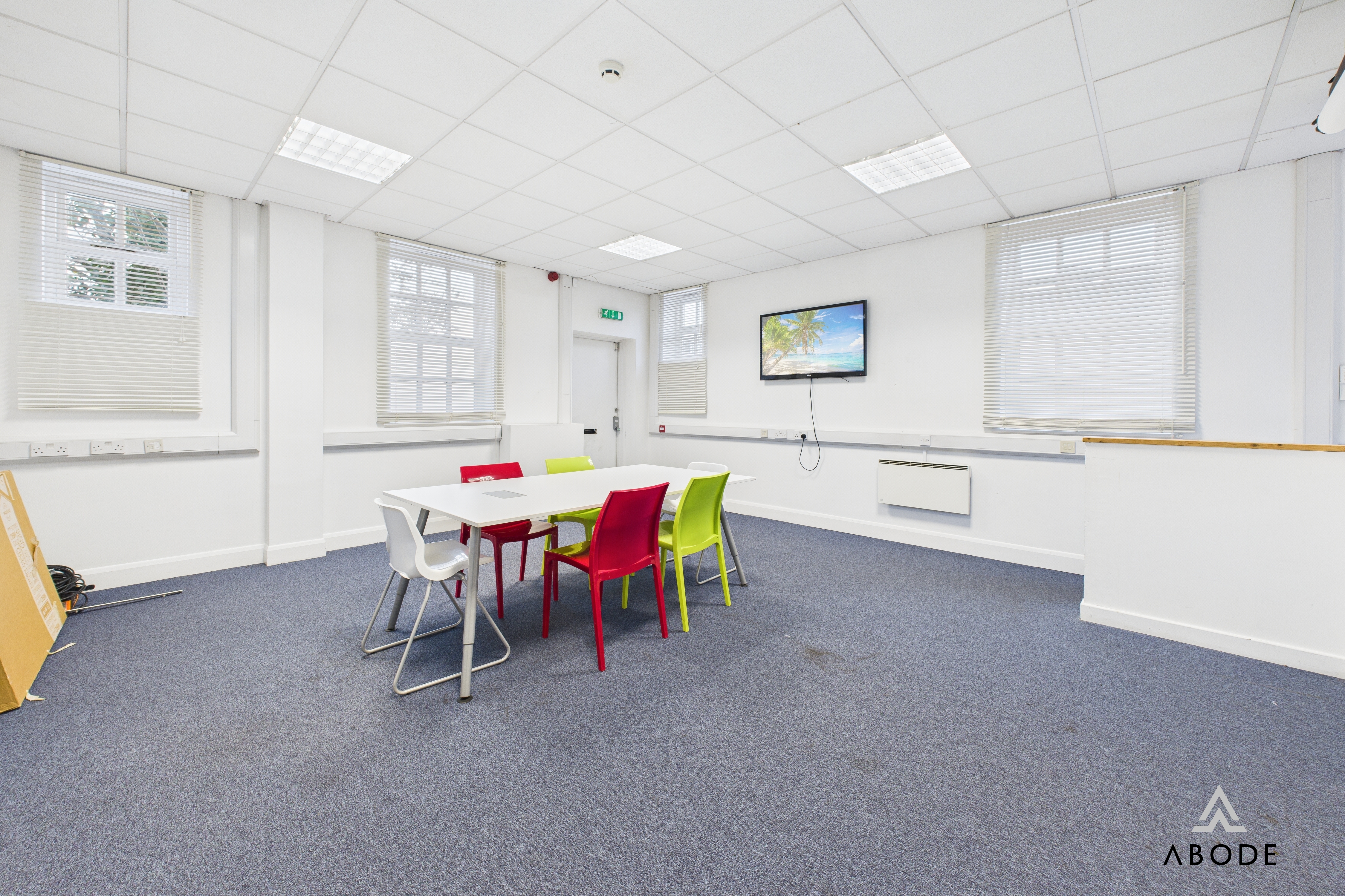 Former Public Toilet (Unit 1), Hay Wharf Road, Burton-On-Trent DE14 1AB