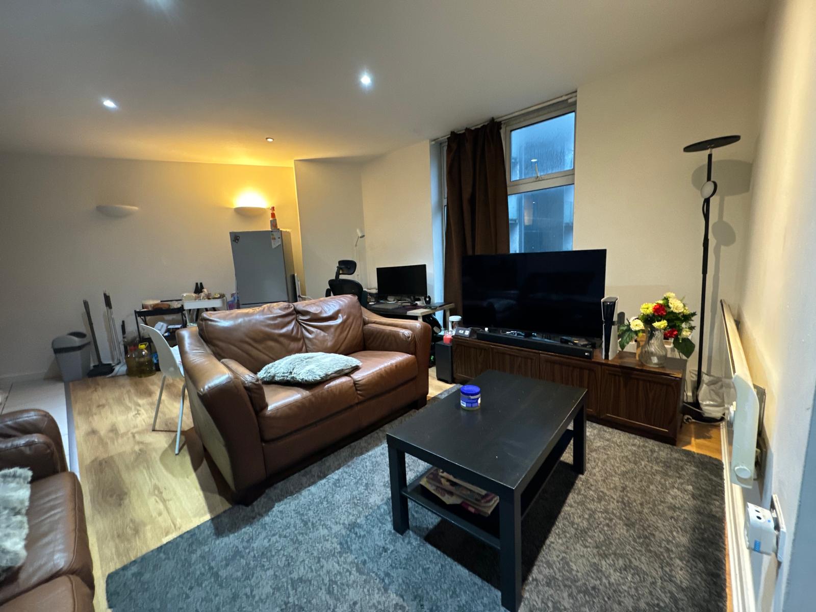 311 The Gatehaus, Leeds Road, Bradford, West Yorkshire BD1 5BL