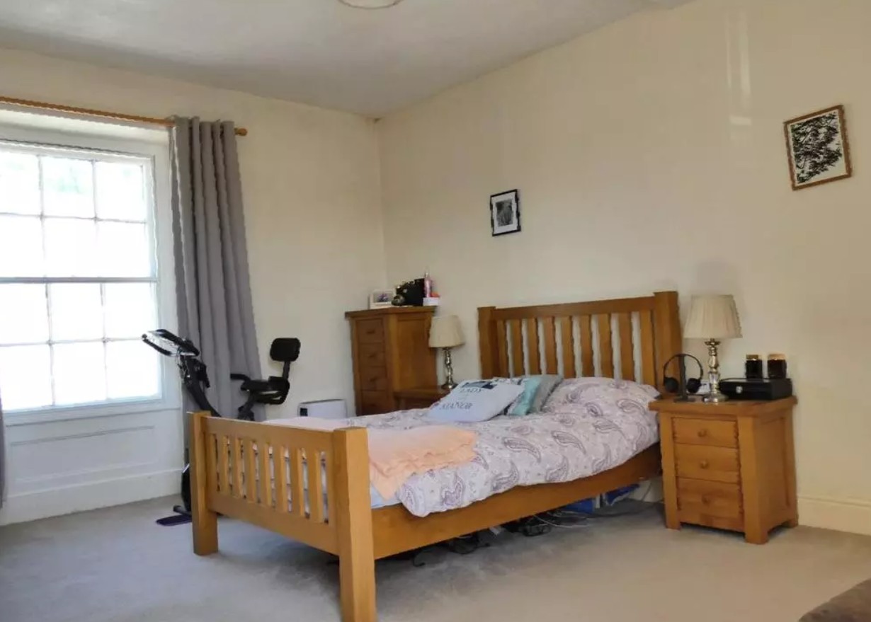 Property image #9
