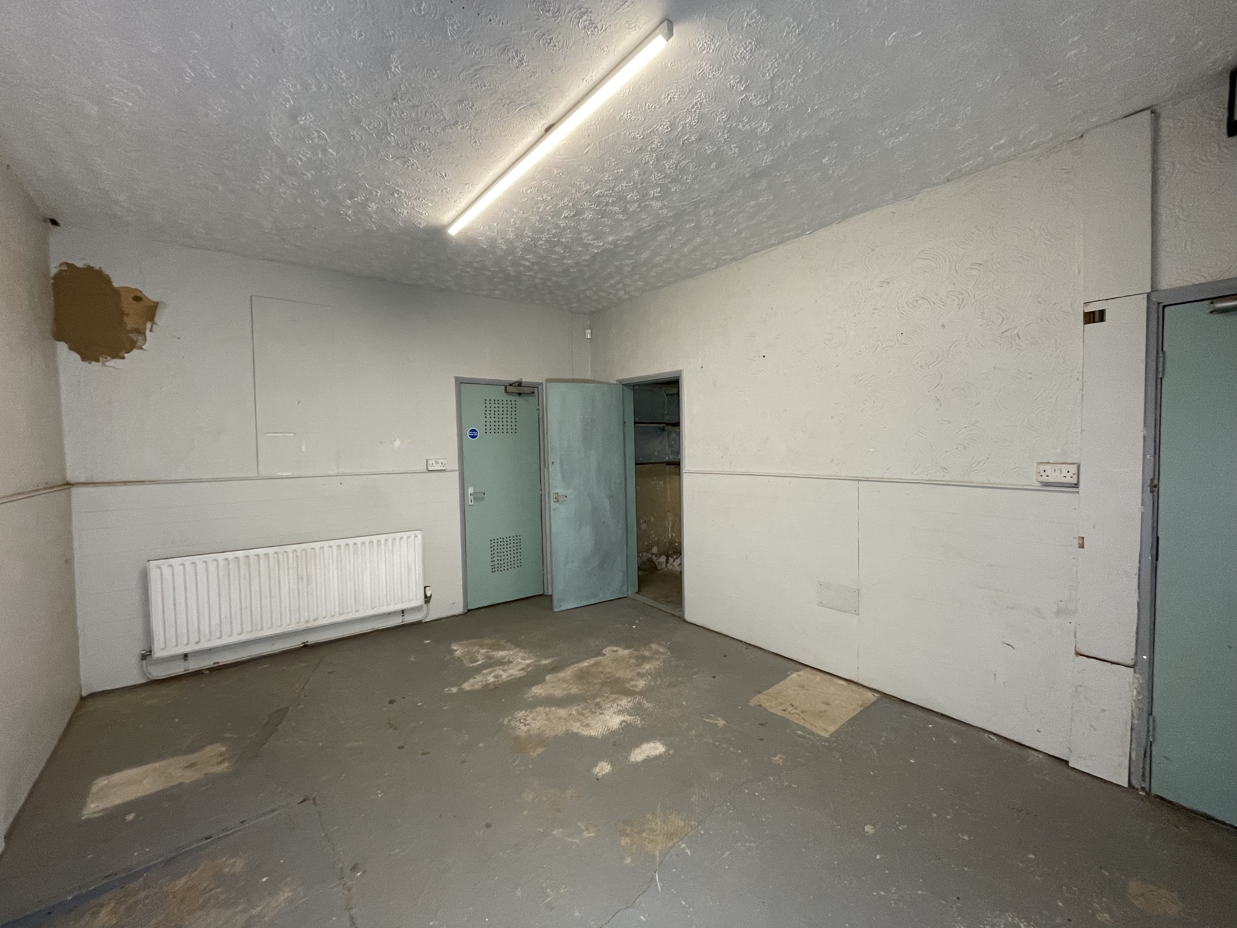 Former Kinsley Craft Workshop, Wakefield Road, Kinsley, Pontefract, West Yorkshire WF9 5EH