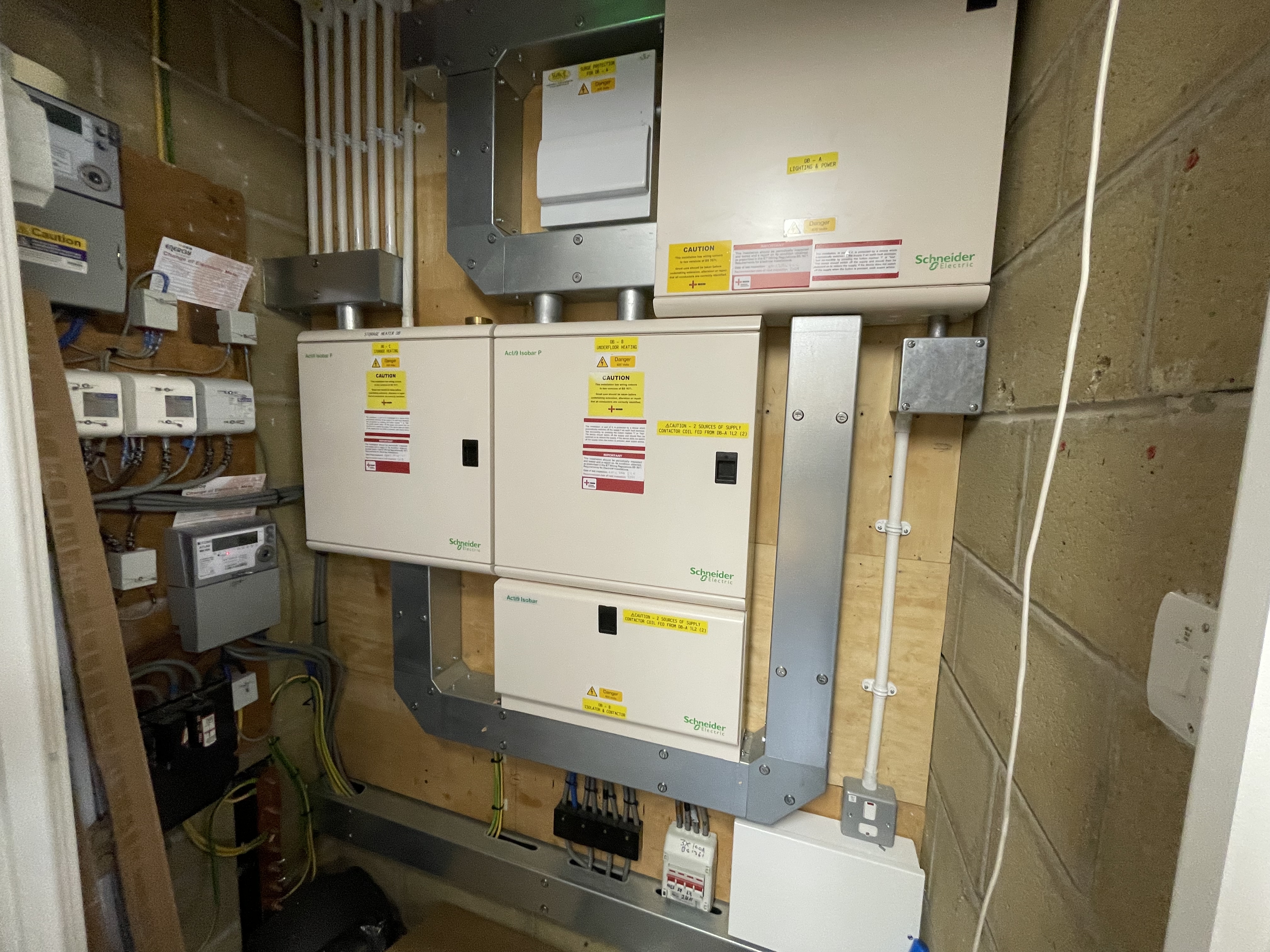 Calverley Library, Thornhill Street, Calverley, Pudsey, West Yorkshire LS28 5PD