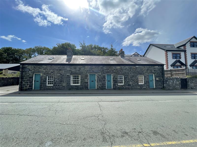 Unit 1 - 4, New York Cottages, Bangor Road, Penmaenmawr, Conwy LL34 6NP
