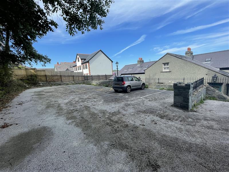 Unit 1 - 4, New York Cottages, Bangor Road, Penmaenmawr, Conwy LL34 6NP