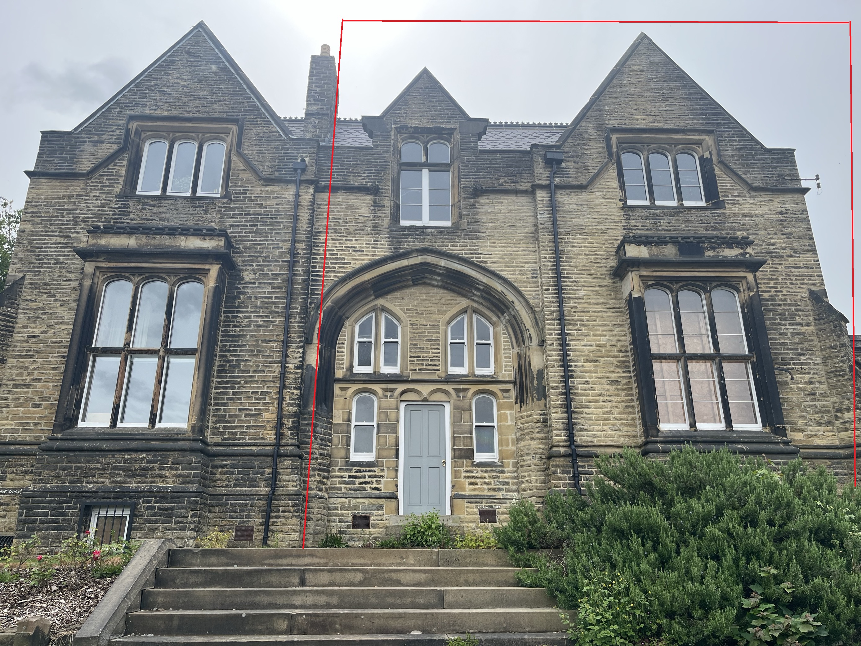 Edgerton Cemetery Lodge, Cemetery Road, Edgerton, Huddersfield, West Yorkshire HD1 5NF