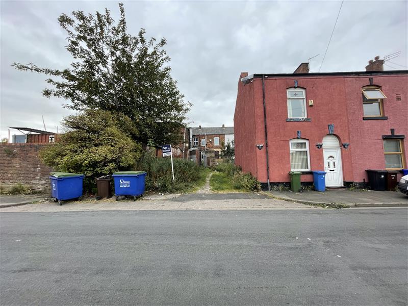 Land to the rear of 185 Kings Road, Ashton-Under-Lyne, Greater Manchester OL6 8HD