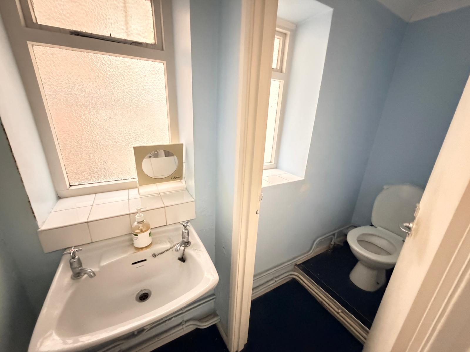 Property image #9
