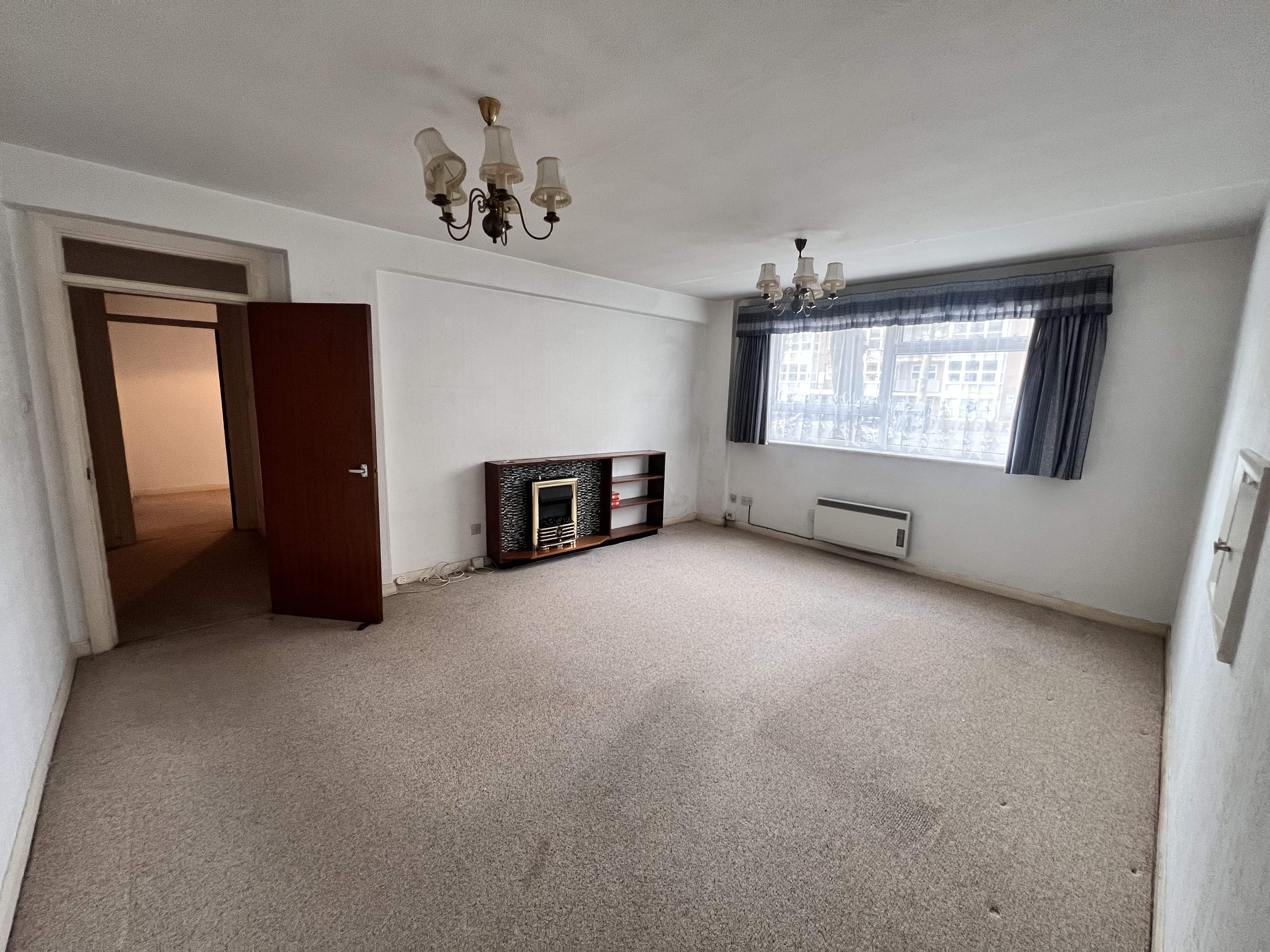 1 Grove Court 37-39, The Drive, Hove, East Sussex BN3 3JG