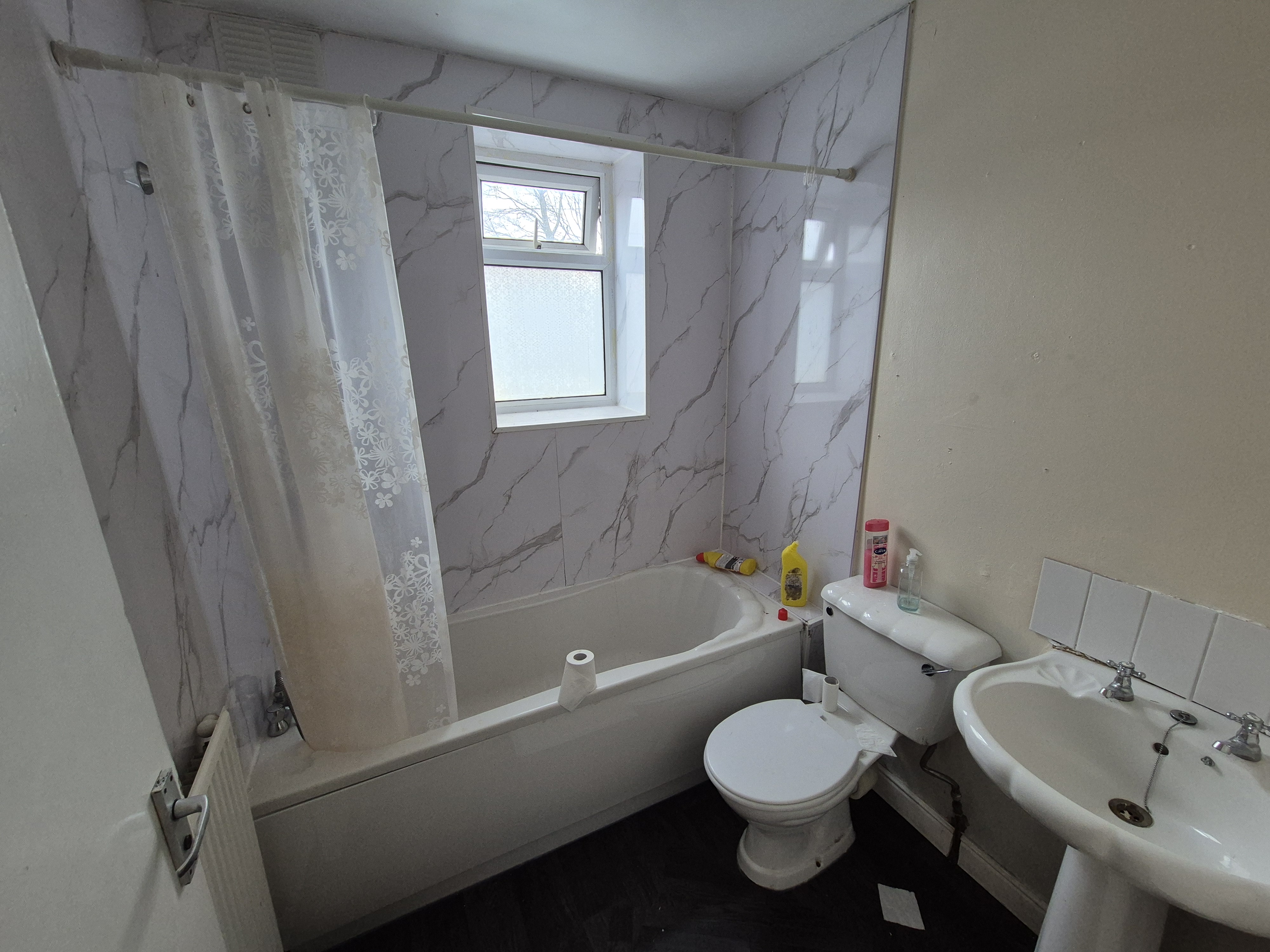 10A New Cateaton Street, Bury BL9 6DY