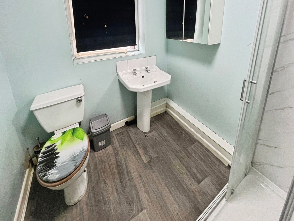 102 Beverley Road, Bolton, Lancashire BL1 4DY